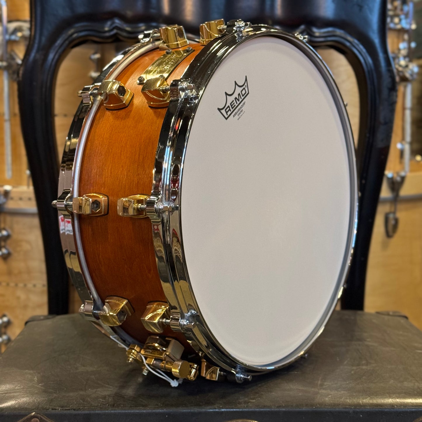 USED Yamaha 5.5x14 Maple Custom Snare Drum in Vintage Natural