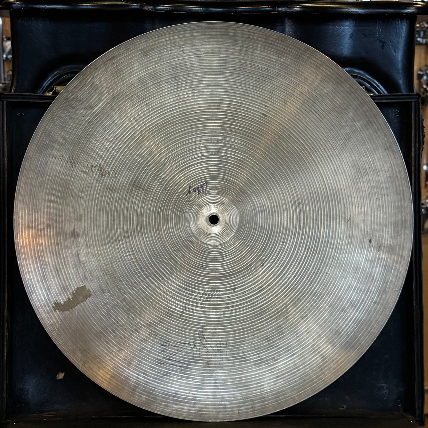 VINTAGE 1970's A. Zildjian 20" Flat Ride - 2680g