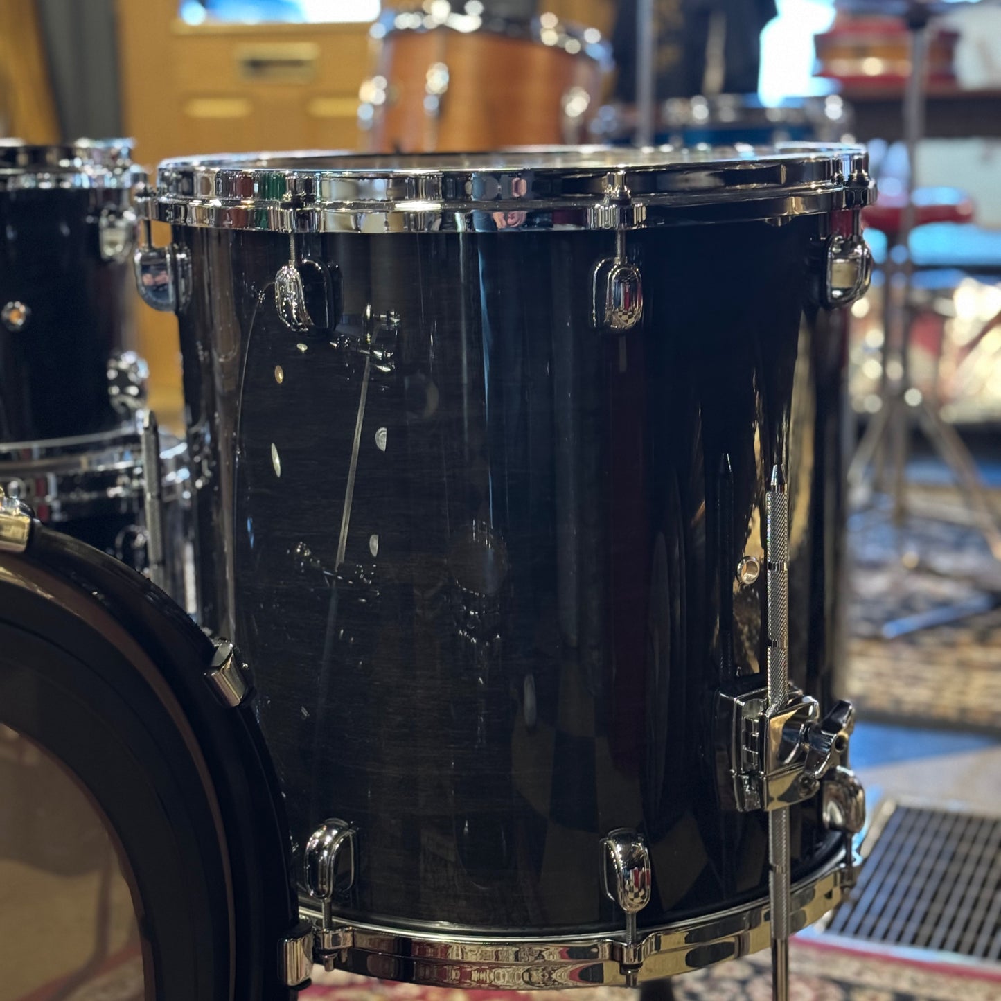 USED Tama Starclassic Maple 6pc in Transparent Black Lacquer - 18x22, 8x8, 8x10, 10x12, 11x13, 16x16