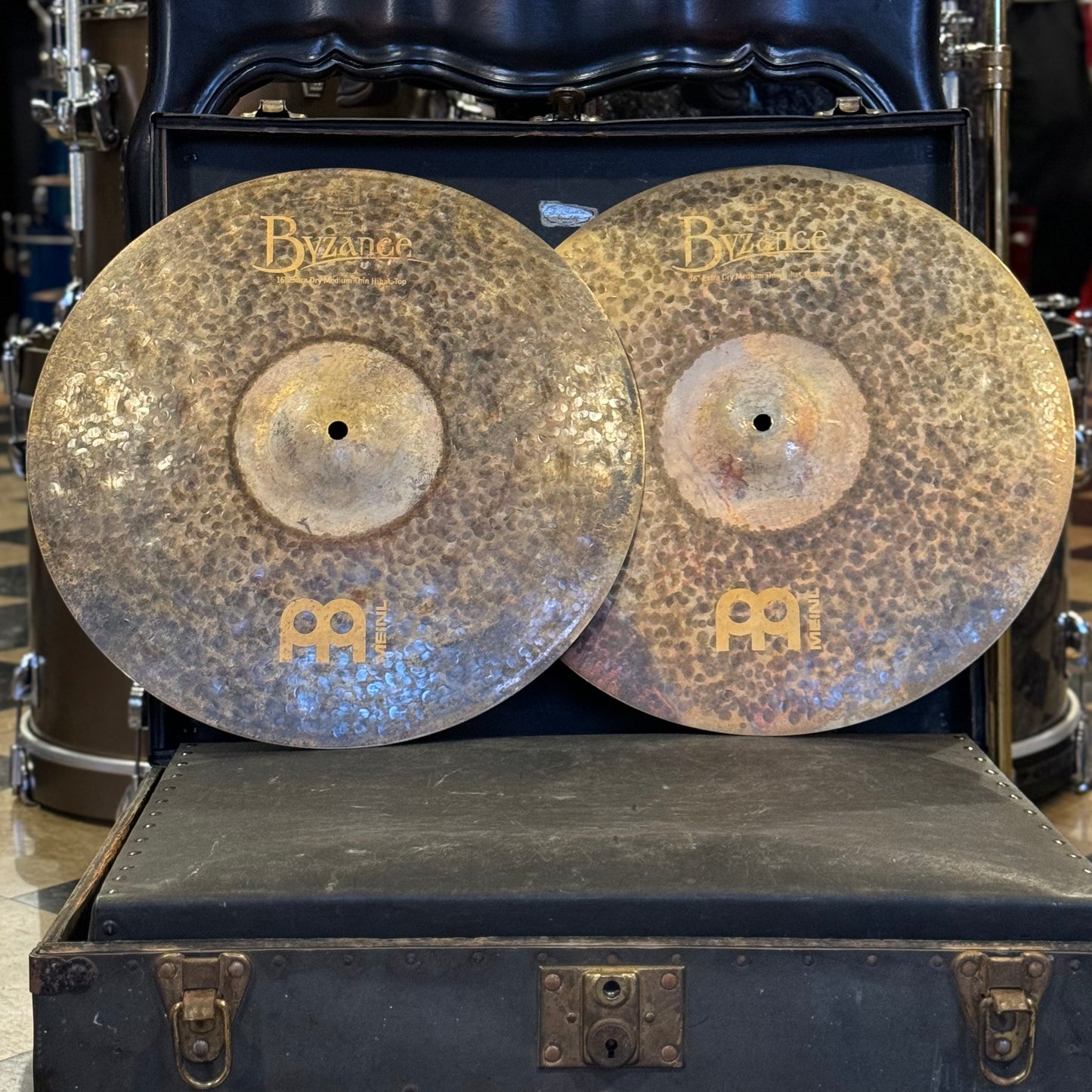 USED Meinl 16" Byzance Extra Dry Medium-Thin Hi-Hat Cymbals - 1012/1500g