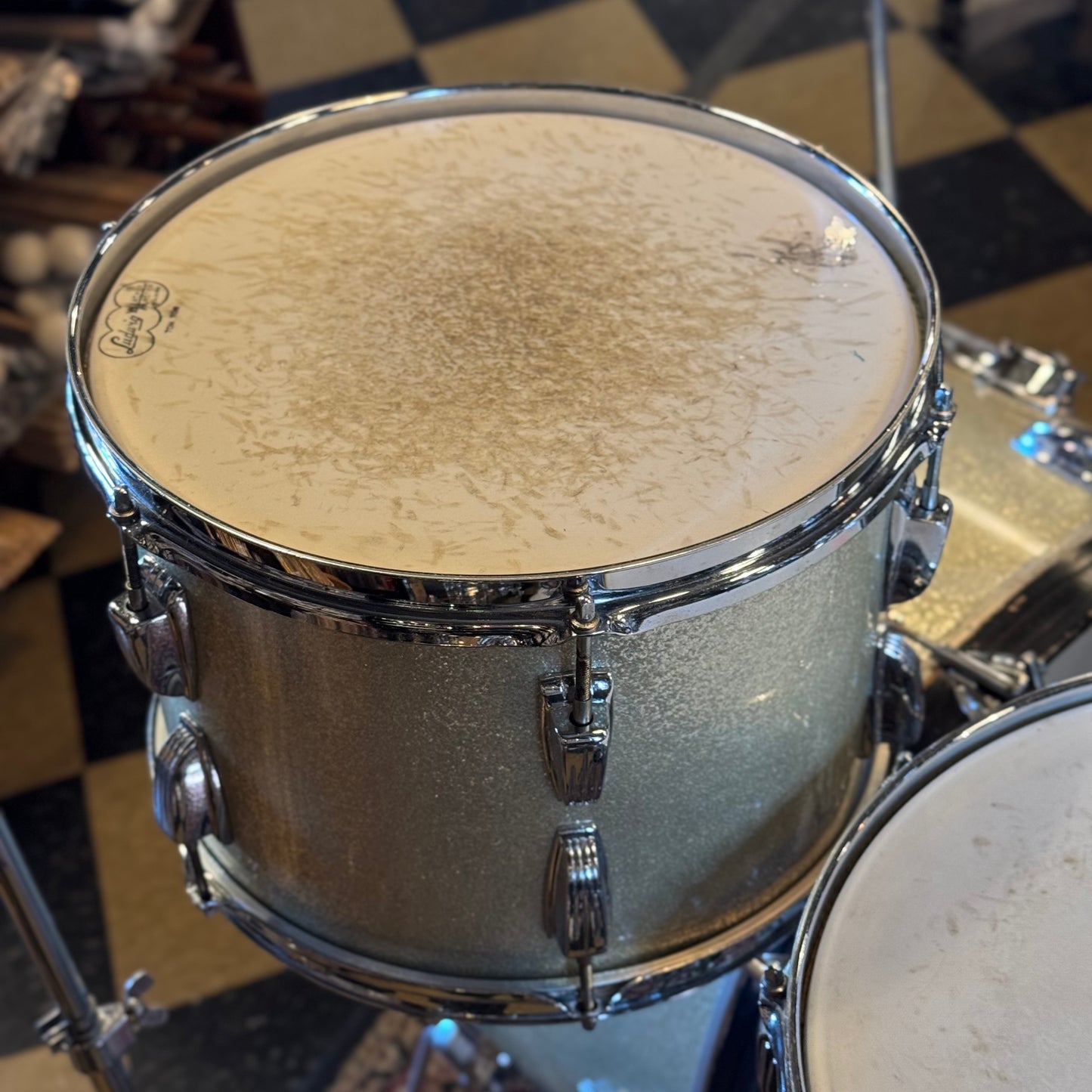 VINTAGE 1960's Ludwig Classic Outfit in Silver Sparkle w/ LM400 Supraphonic - 14x22, 9x13, 16x16, 5x14