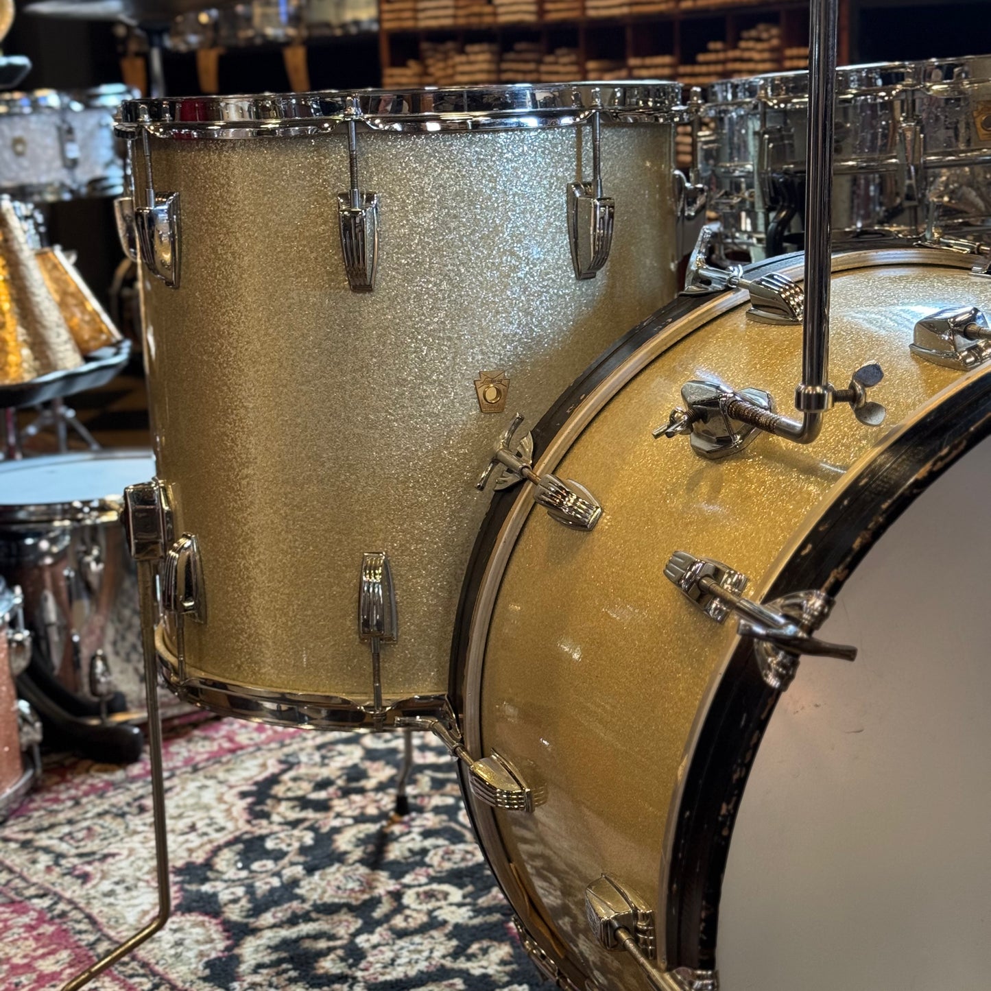 VINTAGE 1960's Ludwig Classic Outfit in Silver Sparkle w/ LM400 Supraphonic - 14x22, 9x13, 16x16, 5x14