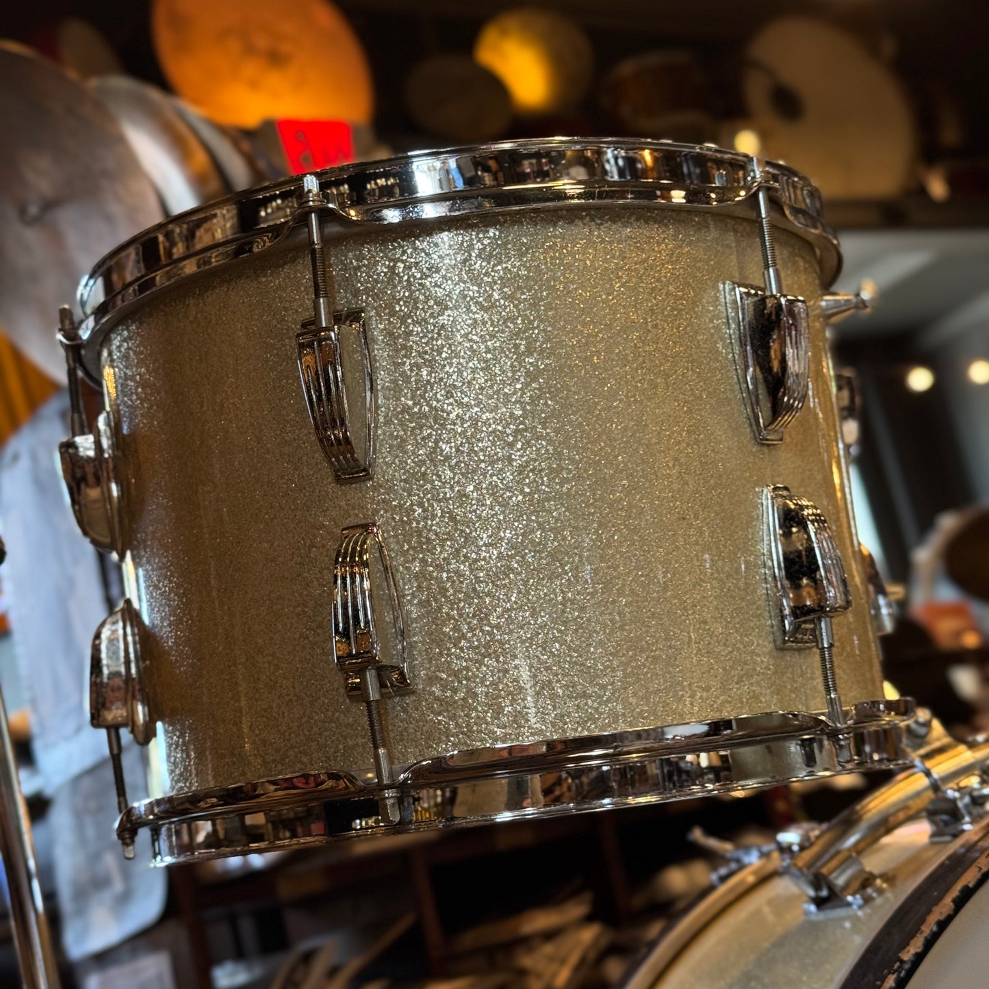 VINTAGE 1960's Ludwig Classic Outfit in Silver Sparkle w/ LM400 Supraphonic - 14x22, 9x13, 16x16, 5x14