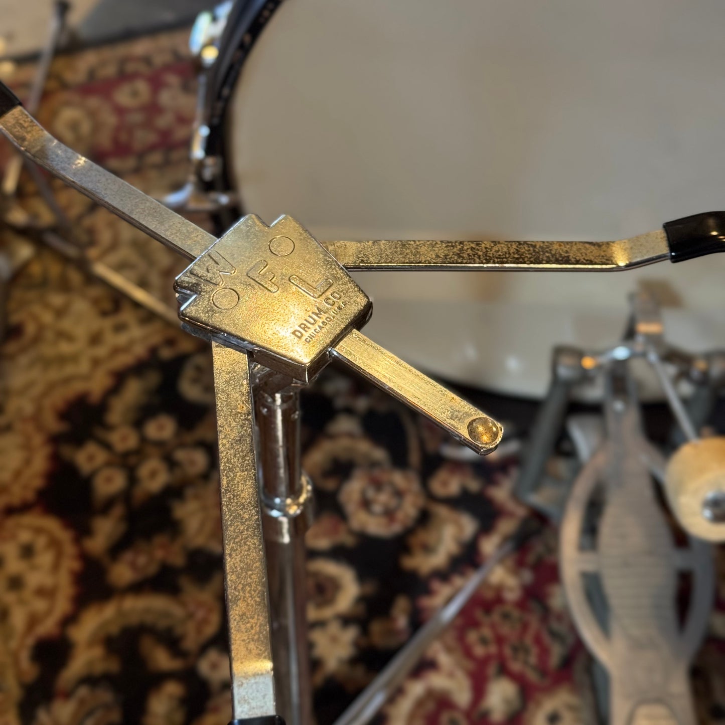 VINTAGE 1960's Ludwig Classic Outfit in Silver Sparkle w/ LM400 Supraphonic - 14x22, 9x13, 16x16, 5x14