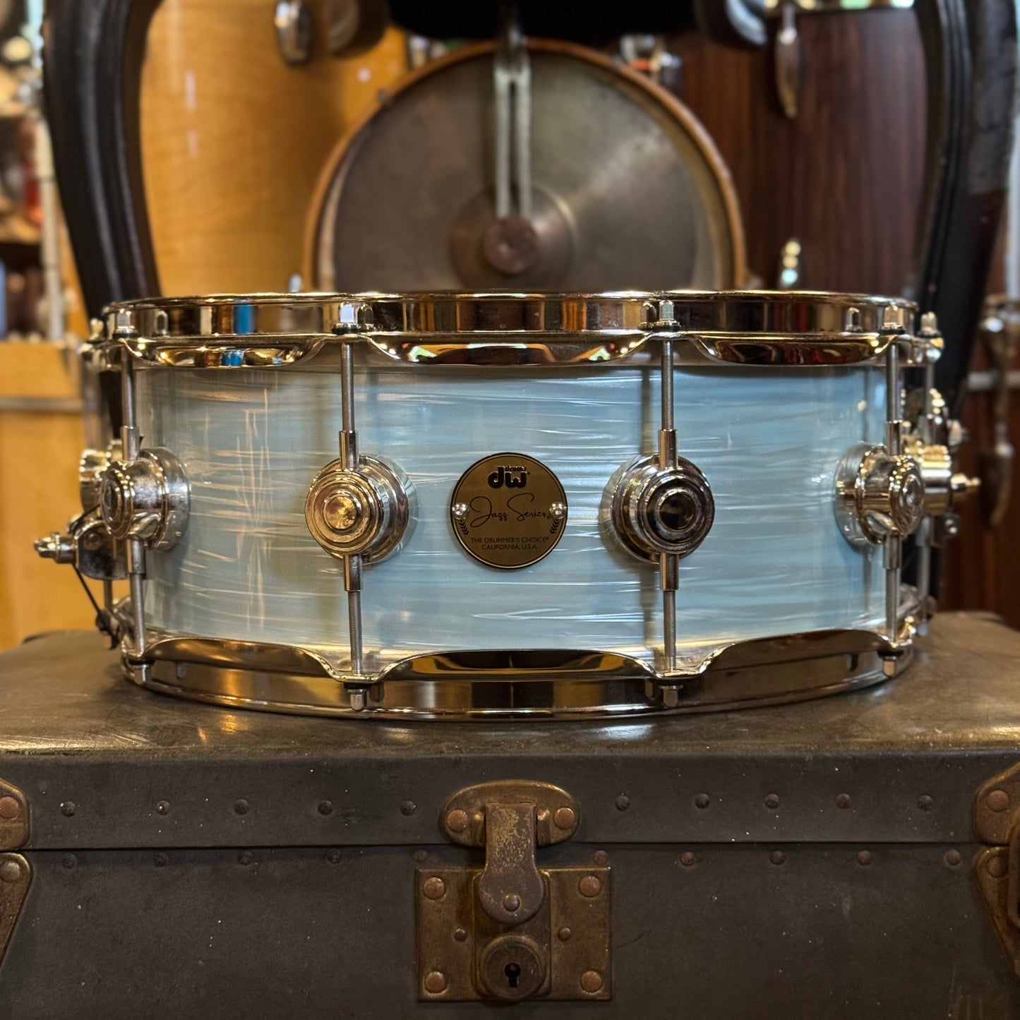 USED DW 5x14 Collector's Jazz Maple Gum Snare Drum in Pale Blue Oyster w/ Nickel Hardware