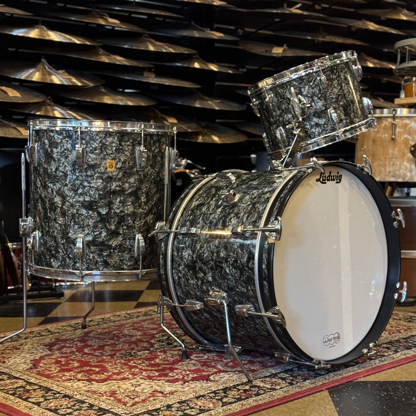 VINTAGE 1960's Ludwig Classic Outfit in Black Diamond Pearl - 14x20, 9x13, 16x16