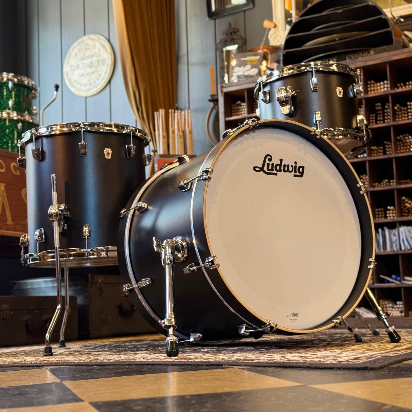 USED Ludwig Neusonic "Downbeat" Outfit in Black Velvet - 14x20, 8x12, 14x14