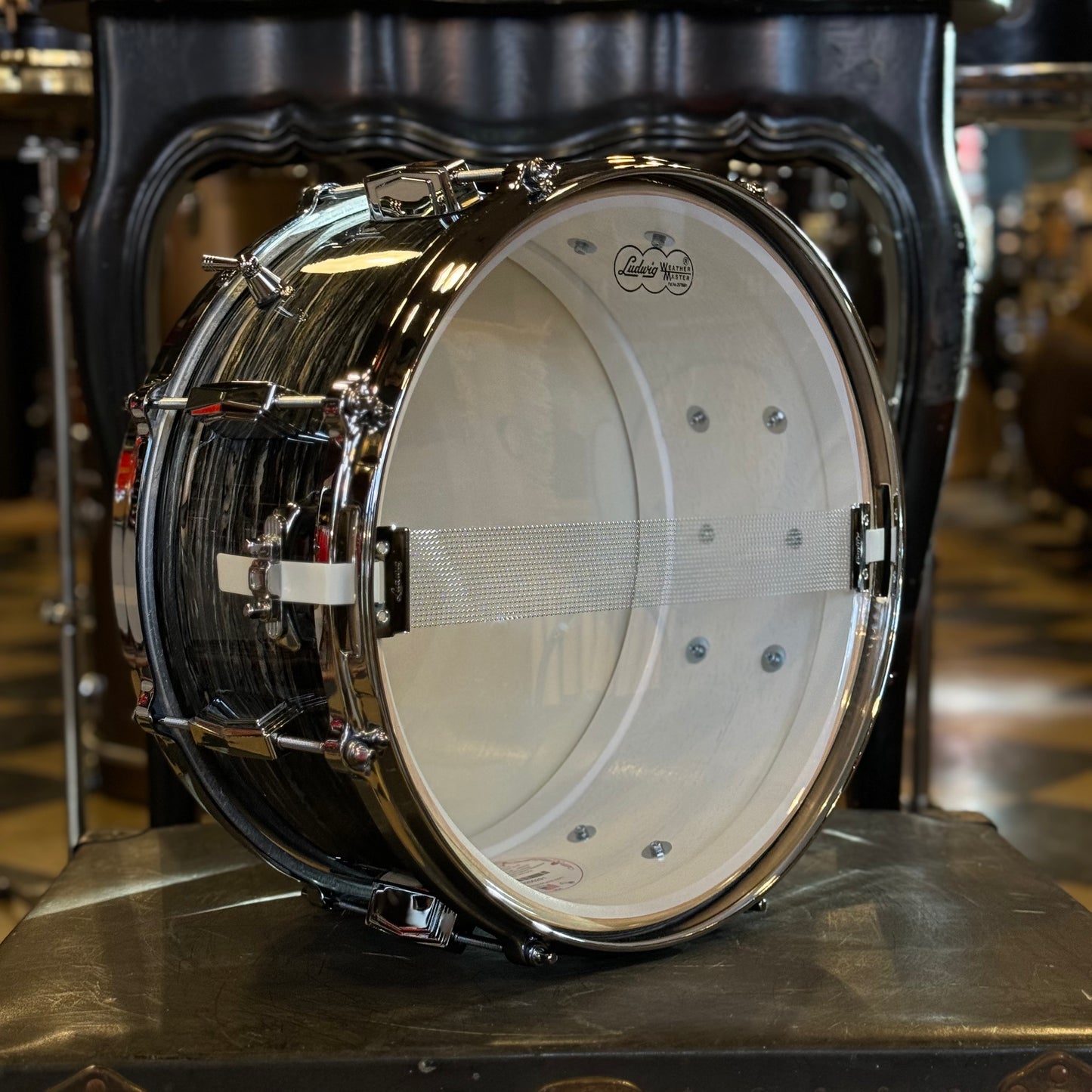 NEW Ludwig 6.5x14 Legacy Maple Snare Drum in Vintage Black Oyster w/ Diecast Hoops