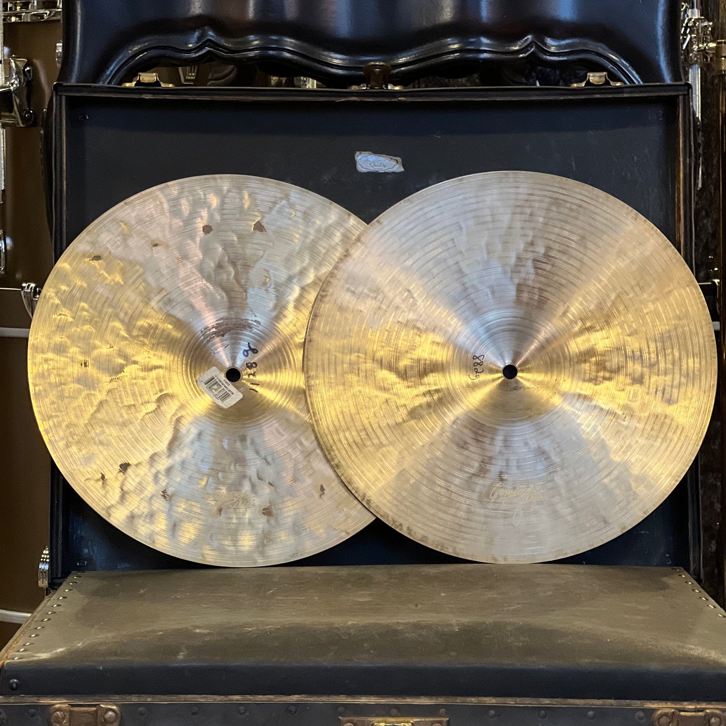 USED ZIldjian 14" K Constantinople Hi-Hat Cymbals - 882/1128g