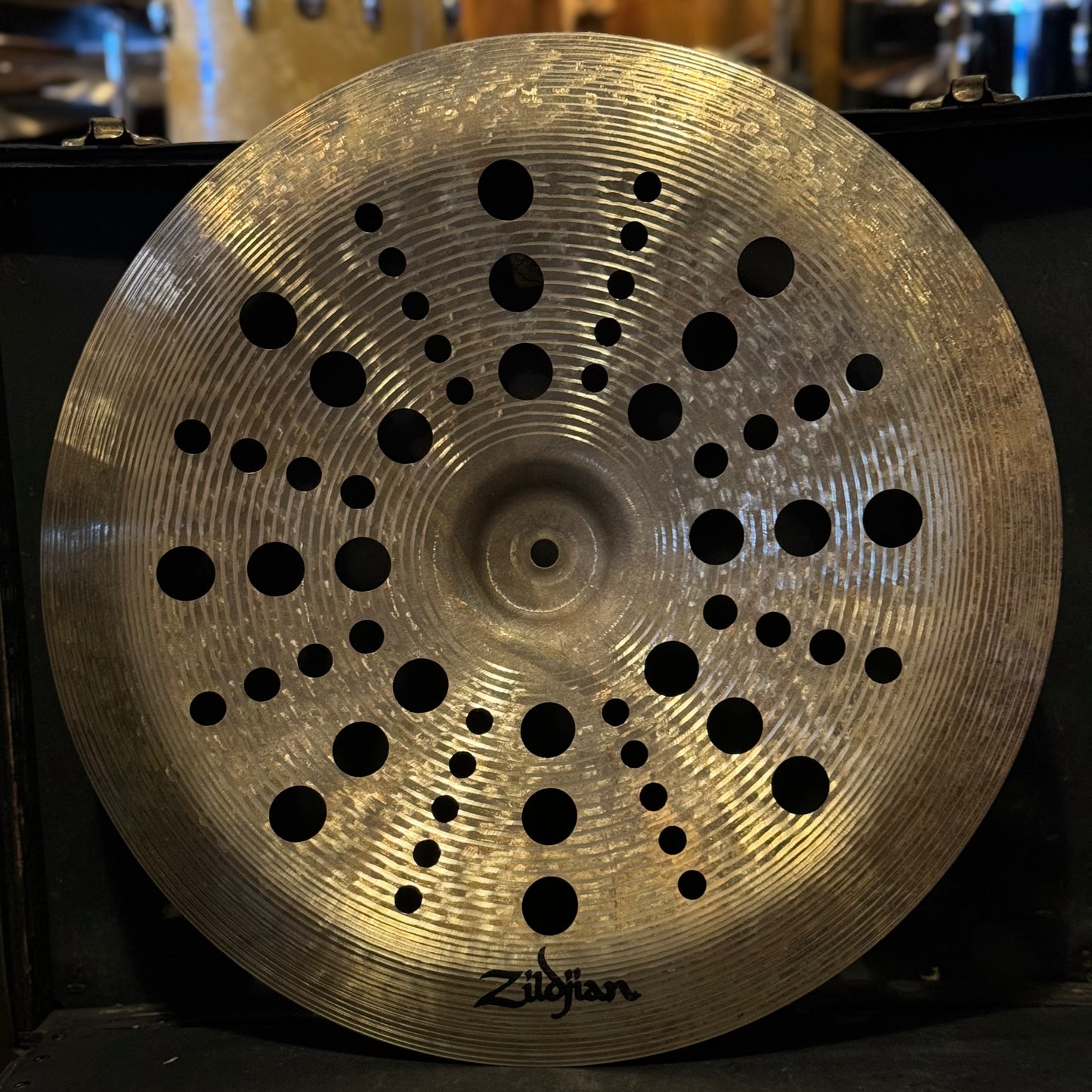 USED ZIldjian 18" K Custom Special Dry Trash China Cymbal - 1388g