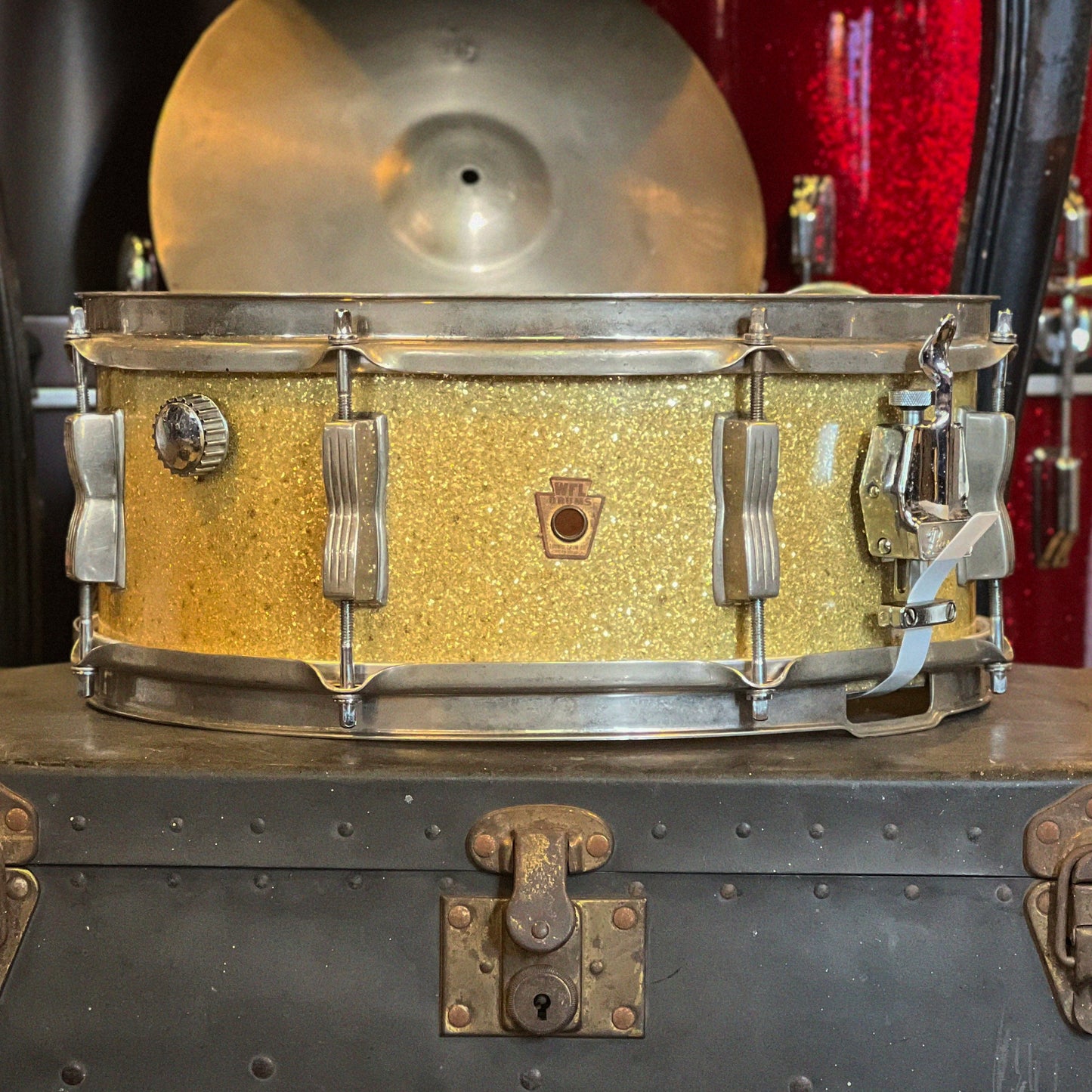 VINTAGE 1950's WFL 5.5x14 Super Classic Players Snare Drum in Silver Sparkle