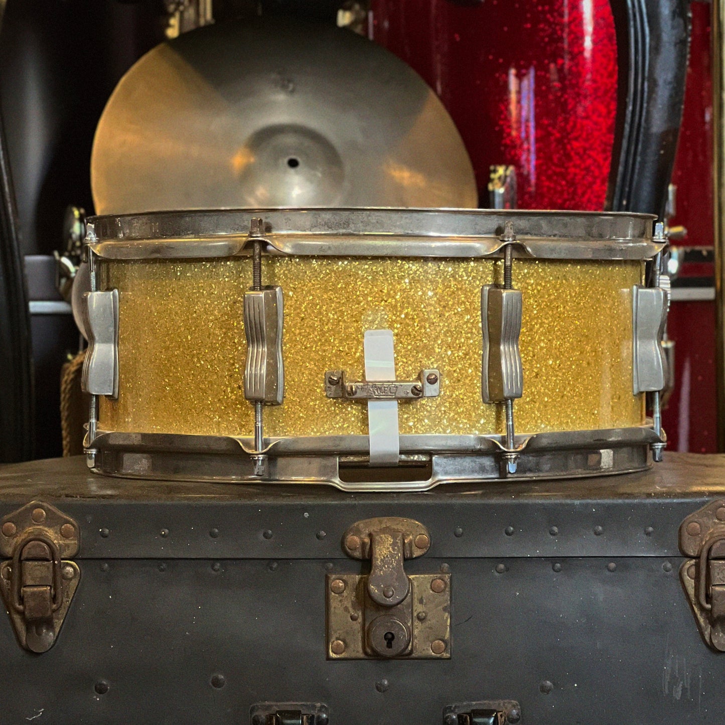VINTAGE 1950's WFL 5.5x14 Super Classic Players Snare Drum in Silver Sparkle