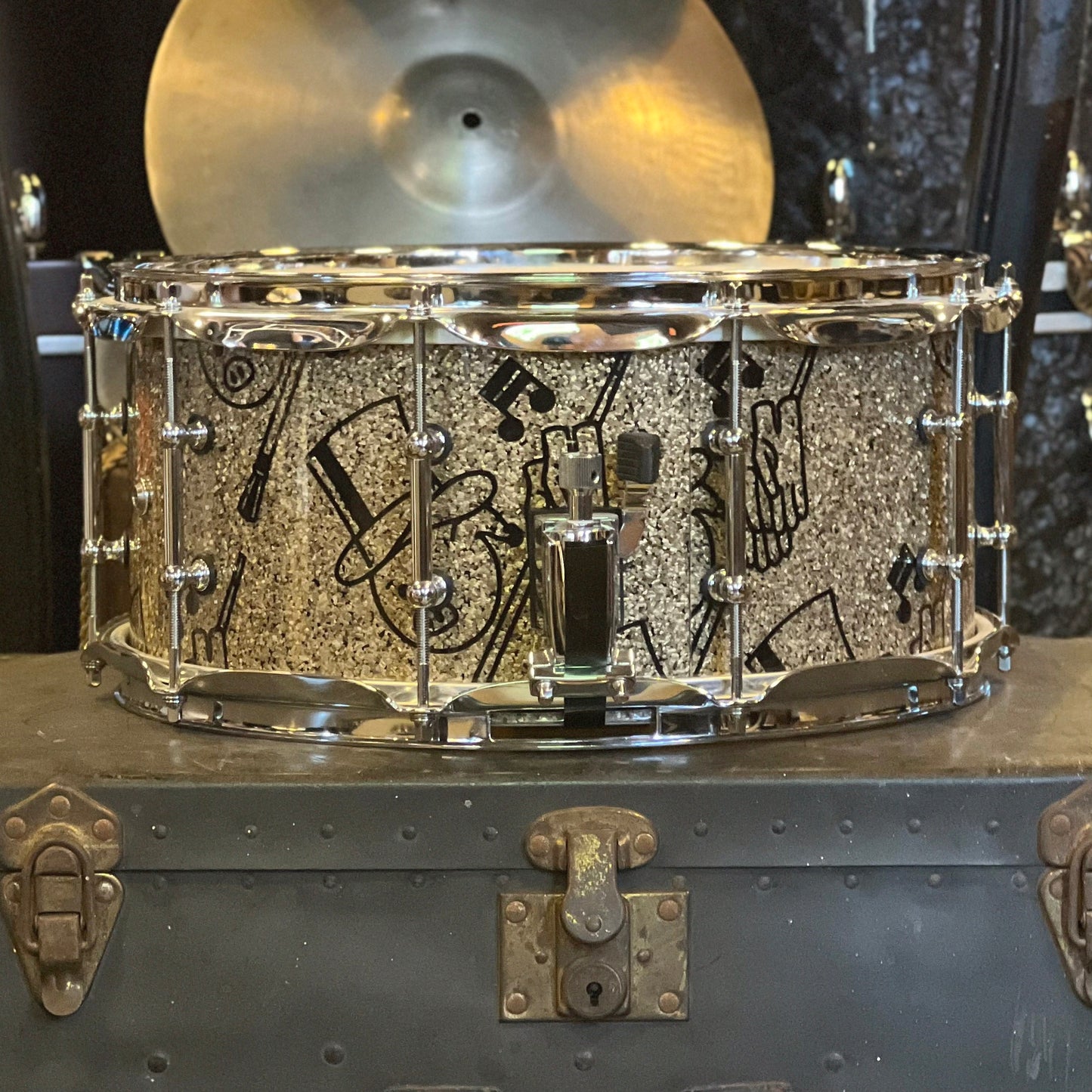 USED Pork Pie 6.5x14 Snare Drum in B20 Glass Glitter over Pig Top Hat & Cane