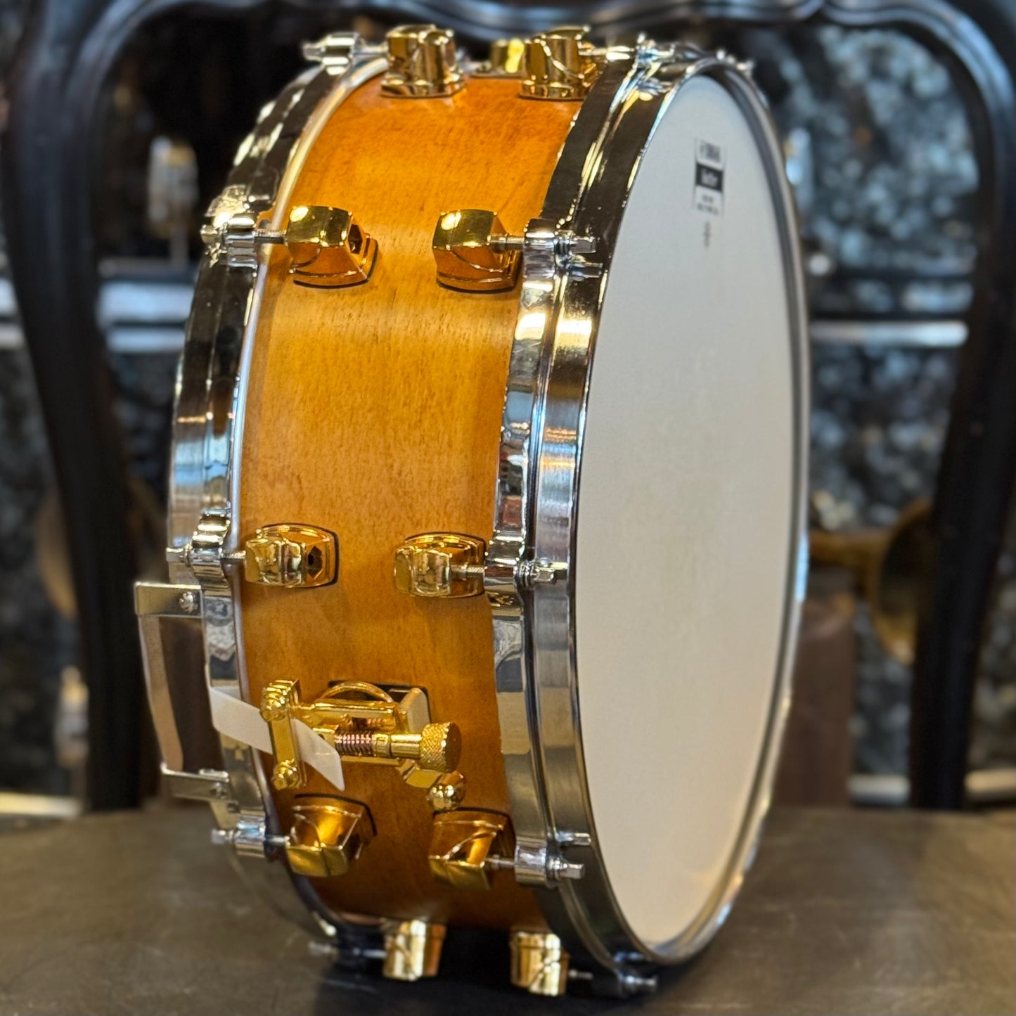 USED Yamaha 5.5x14 Maple Custom Snare Drum in Vintage Natural