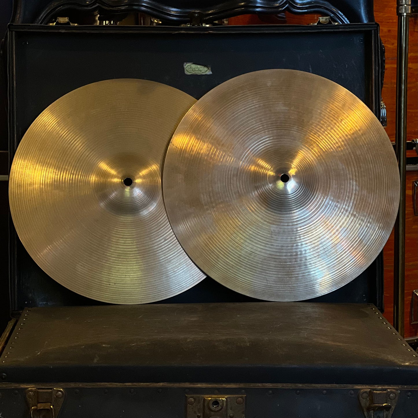 VINTAGE 1970's A. Zildjian 14" New Beat Hi-Hats - 1280/1330g