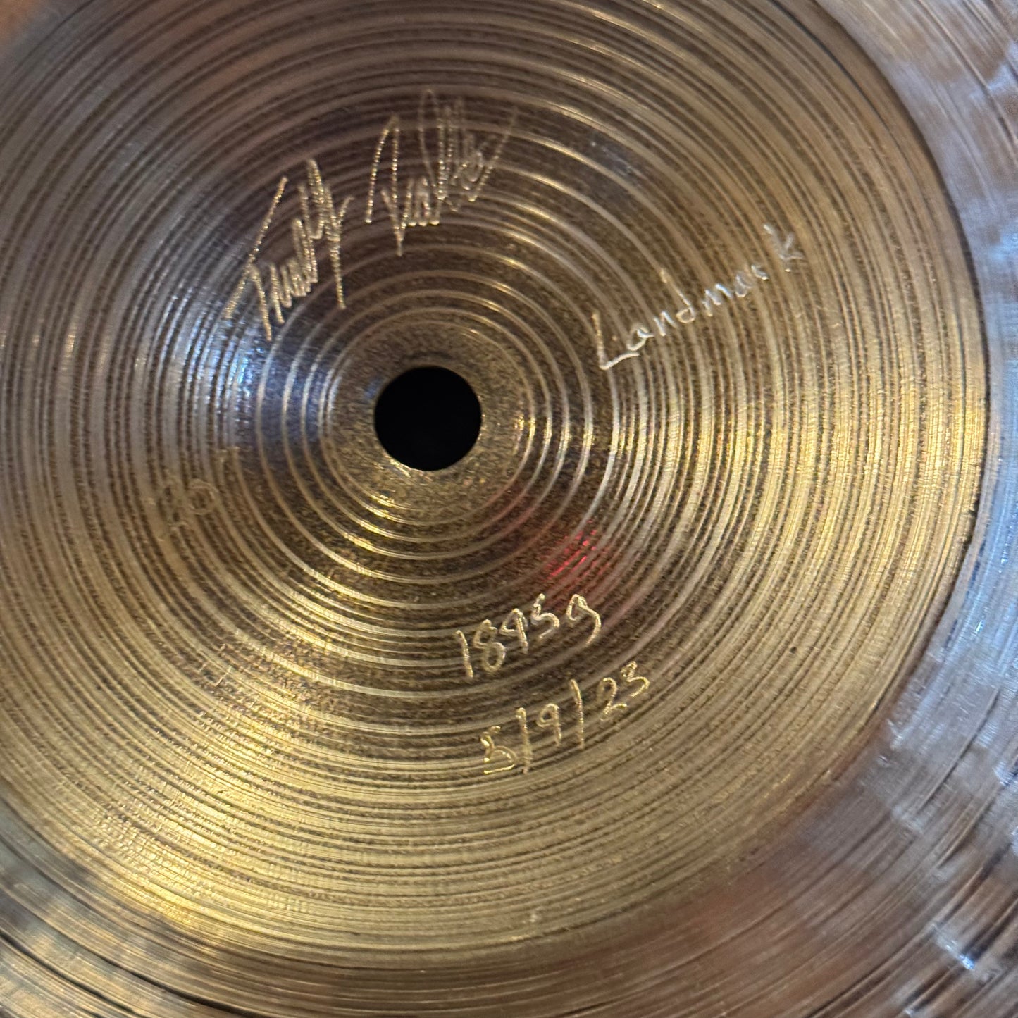 USED Timothy Roberts 20" Landmark Series - 1895g