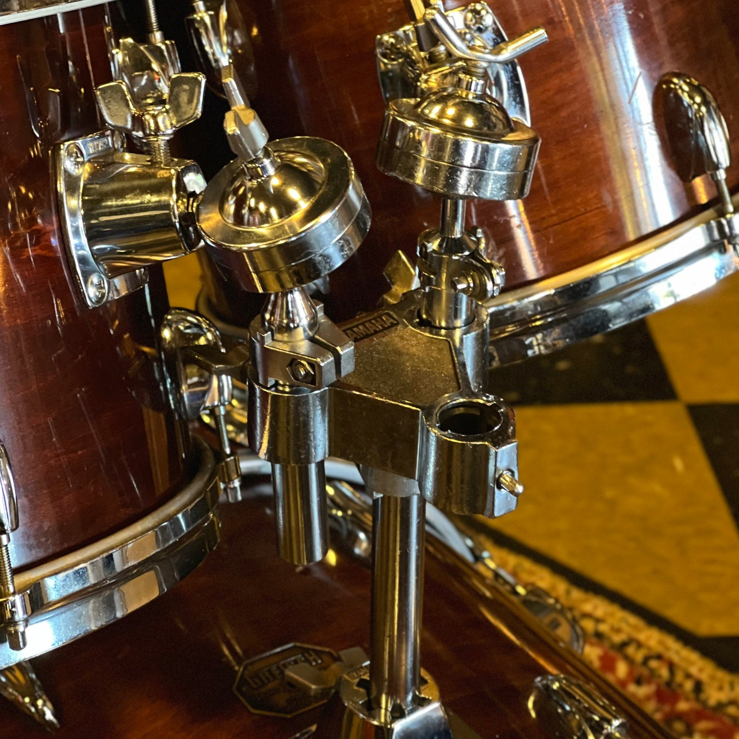 VINTAGE 1971-72 Gretsch Stop Sign Badge Drum Set in Walnut Gloss - 20/12/13/14