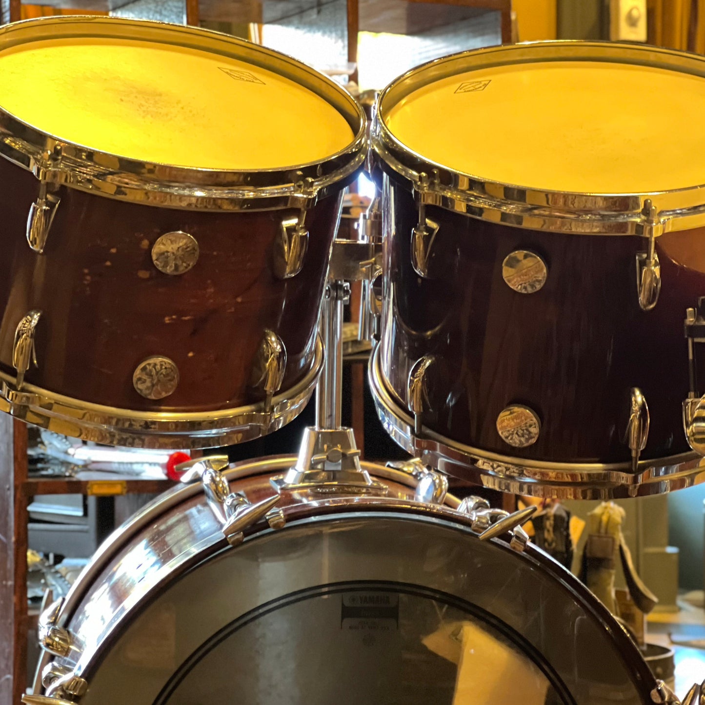 VINTAGE 1971-72 Gretsch Stop Sign Badge Drum Set in Walnut Gloss - 20/12/13/14