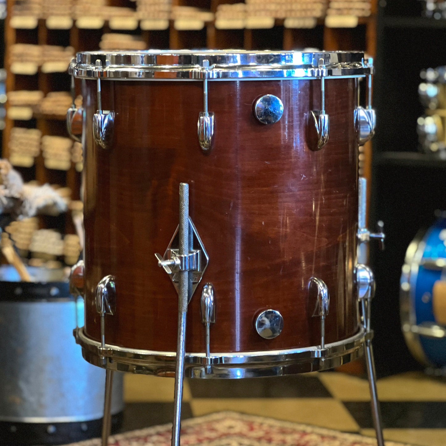 VINTAGE 1971-72 Gretsch Stop Sign Badge Drum Set in Walnut Gloss - 20/12/13/14