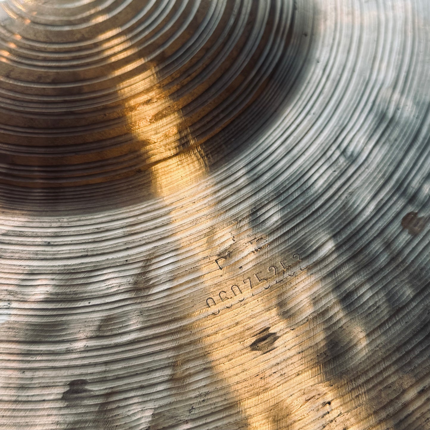 USED 1990's Paiste 20" Signature Traditional Medium Ride - 2178g