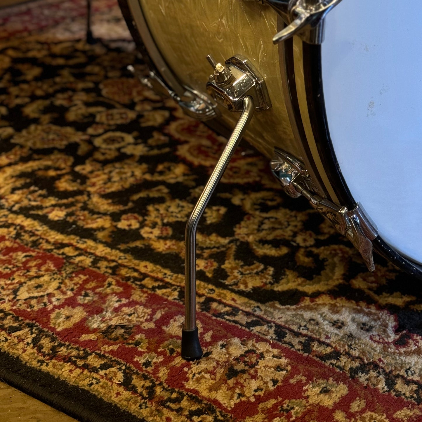 VINTAGE 1960's Ludwig Classic Outfit in White Marine Pearl - 14x22, 9x13, 16x16