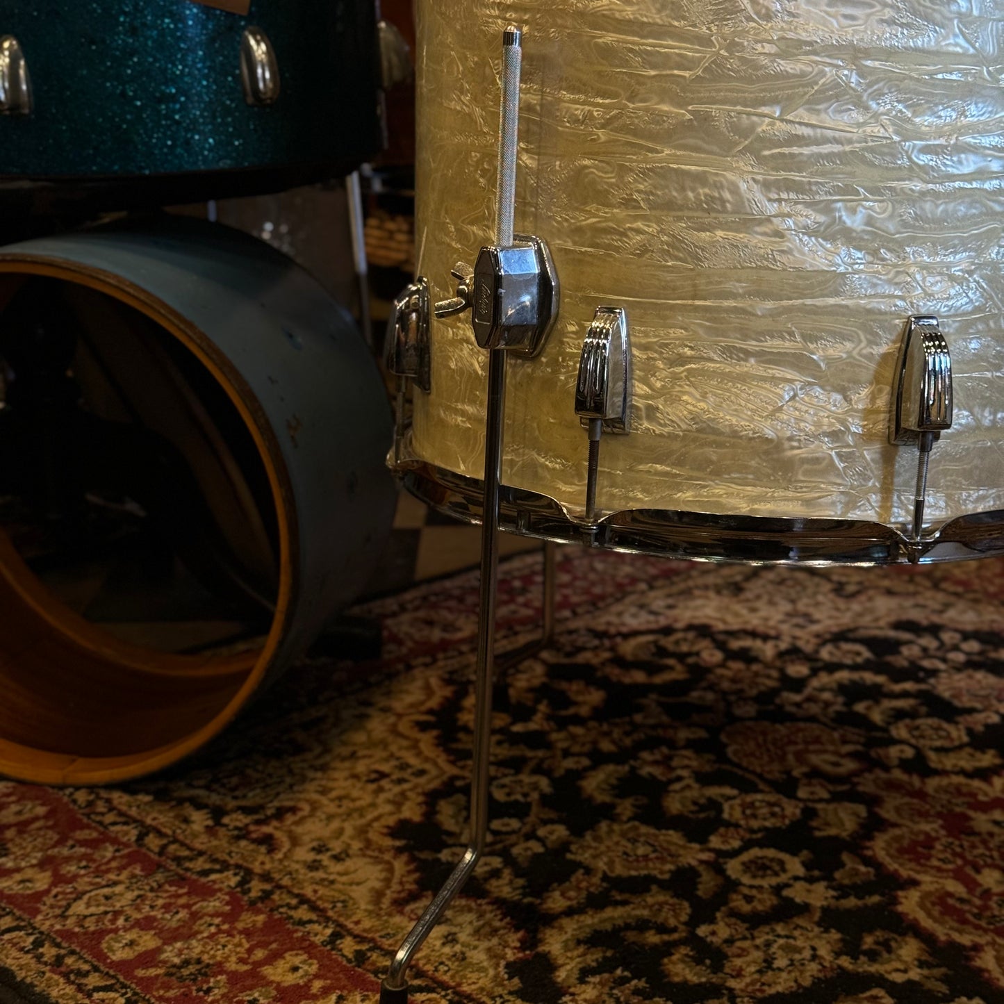 VINTAGE 1960's Ludwig Classic Outfit in White Marine Pearl - 14x22, 9x13, 16x16