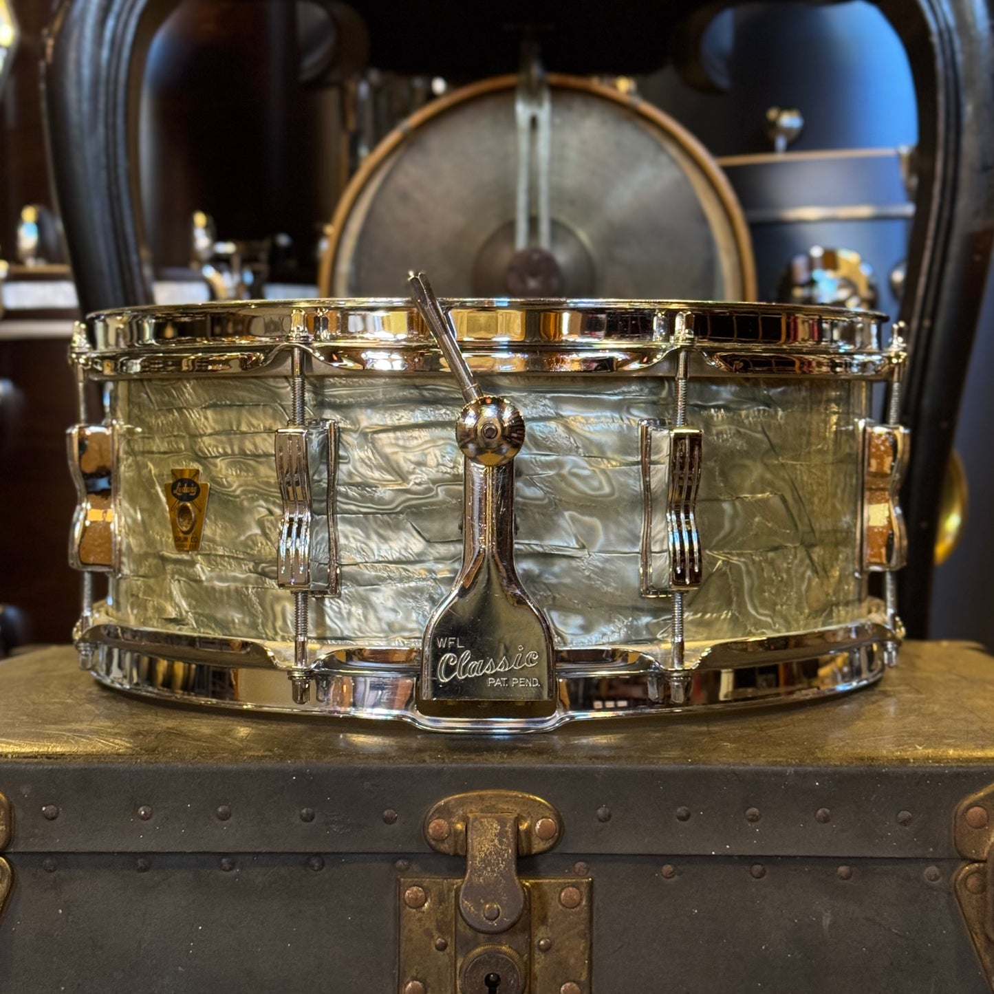 VINTAGE 1950's Ludwig 5.5x14 Transition Badge Snare Drum in Sky Blue Pearl
