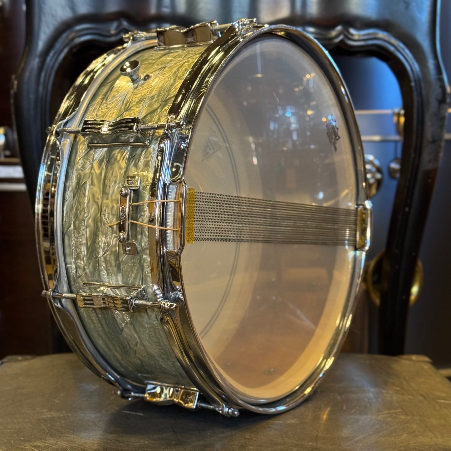 VINTAGE 1950's Ludwig 5.5x14 Transition Badge Snare Drum in Sky Blue Pearl