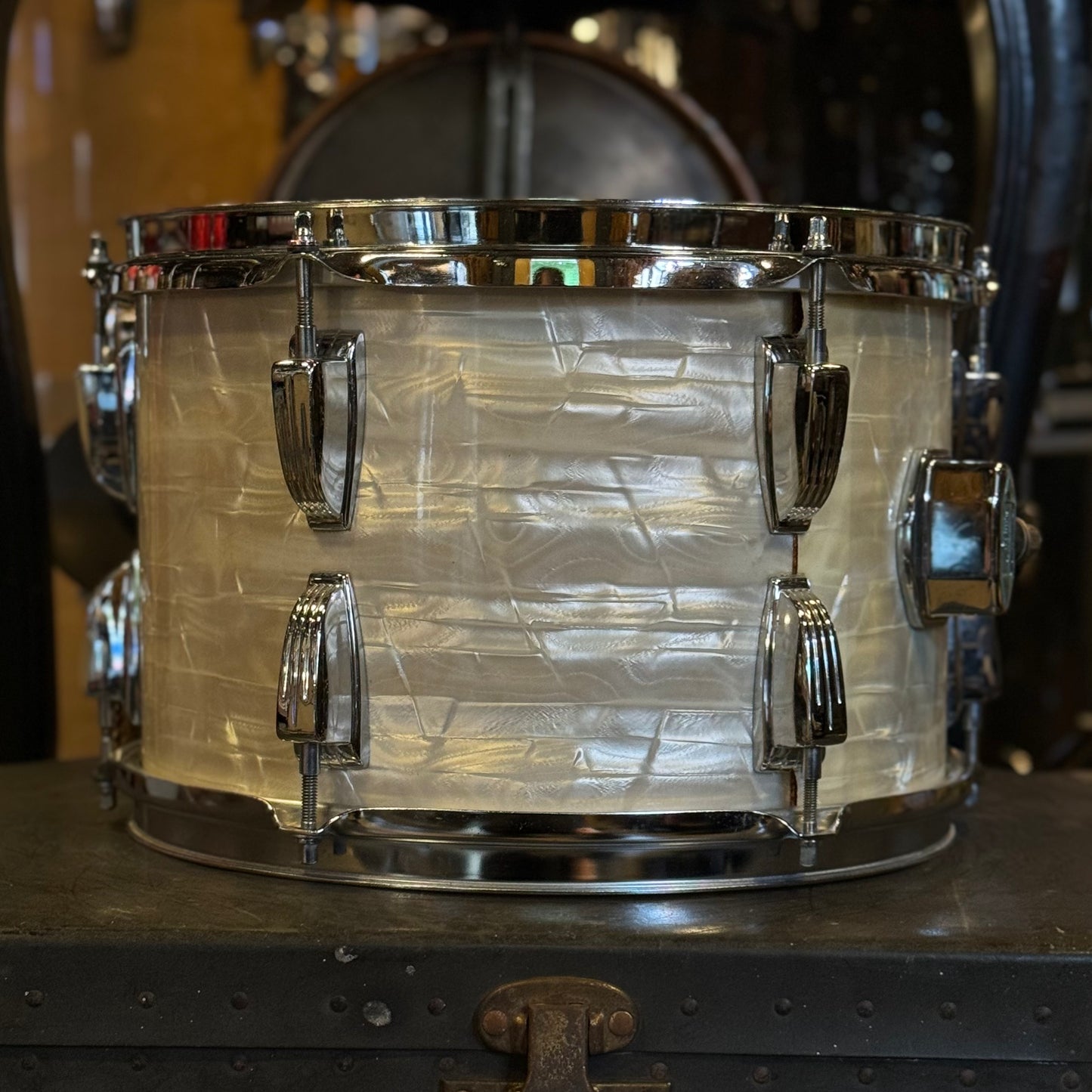 VINTAGE 1970's Ludwig 8x12 Tom in White Marine Pearl