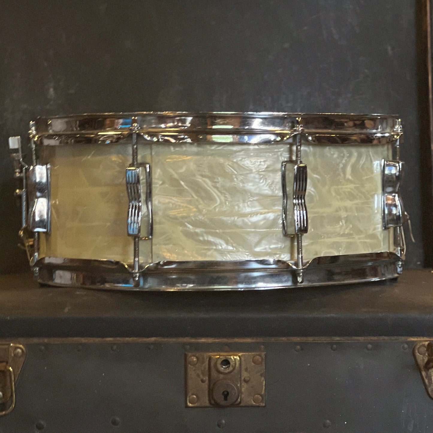 VINTAGE 1950's WFL No. 908 5.5x14 Barrett Deems Model in White Marine Pearl