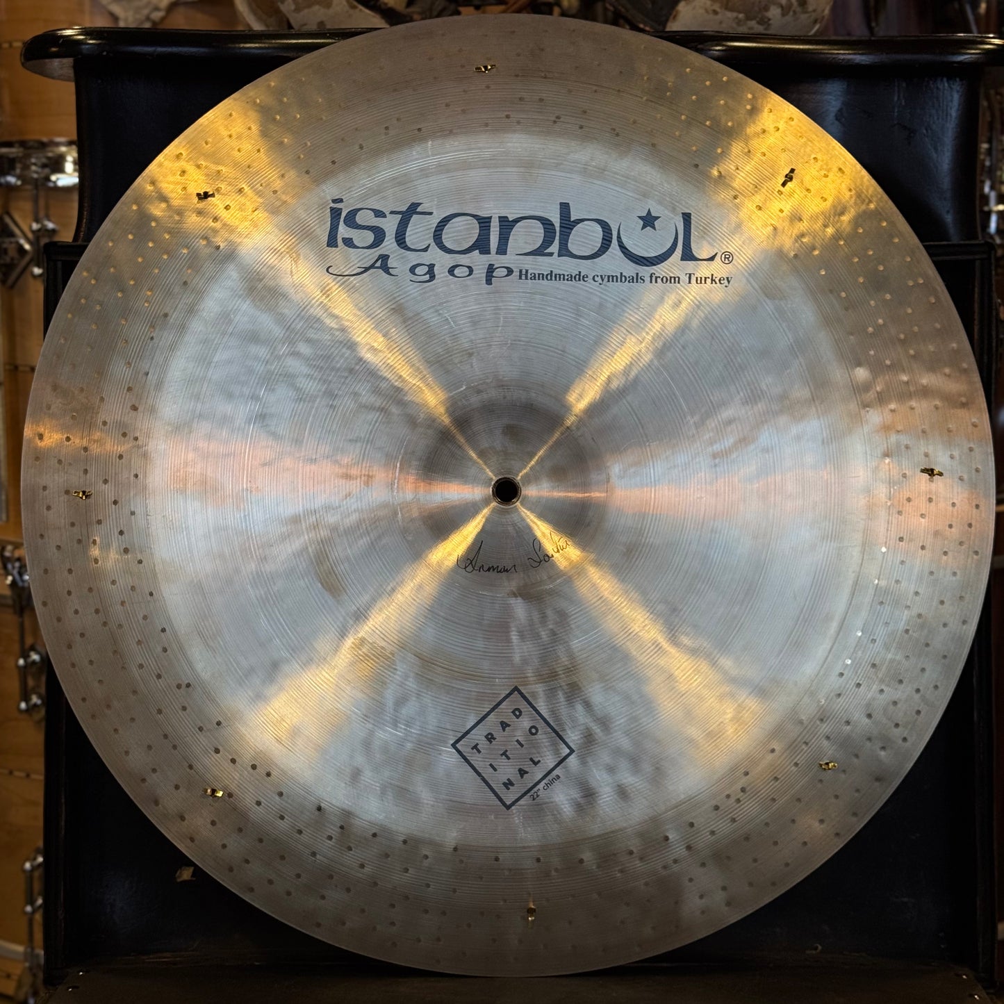 USED Istanbul Agop 22" Traditional China w/ Eight Rivets - 1696g