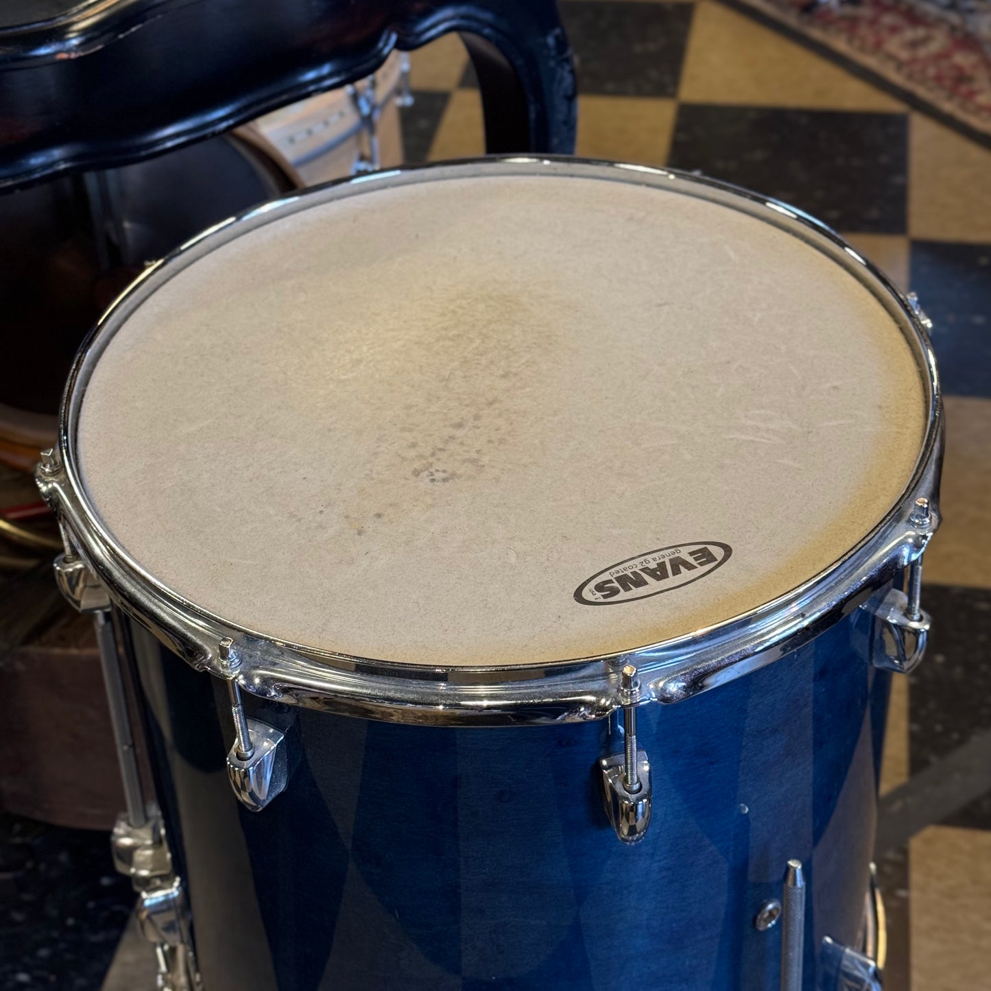 USED Yamaha 16x16 Maple Custom Absolute Floor Tom in Sea Blue