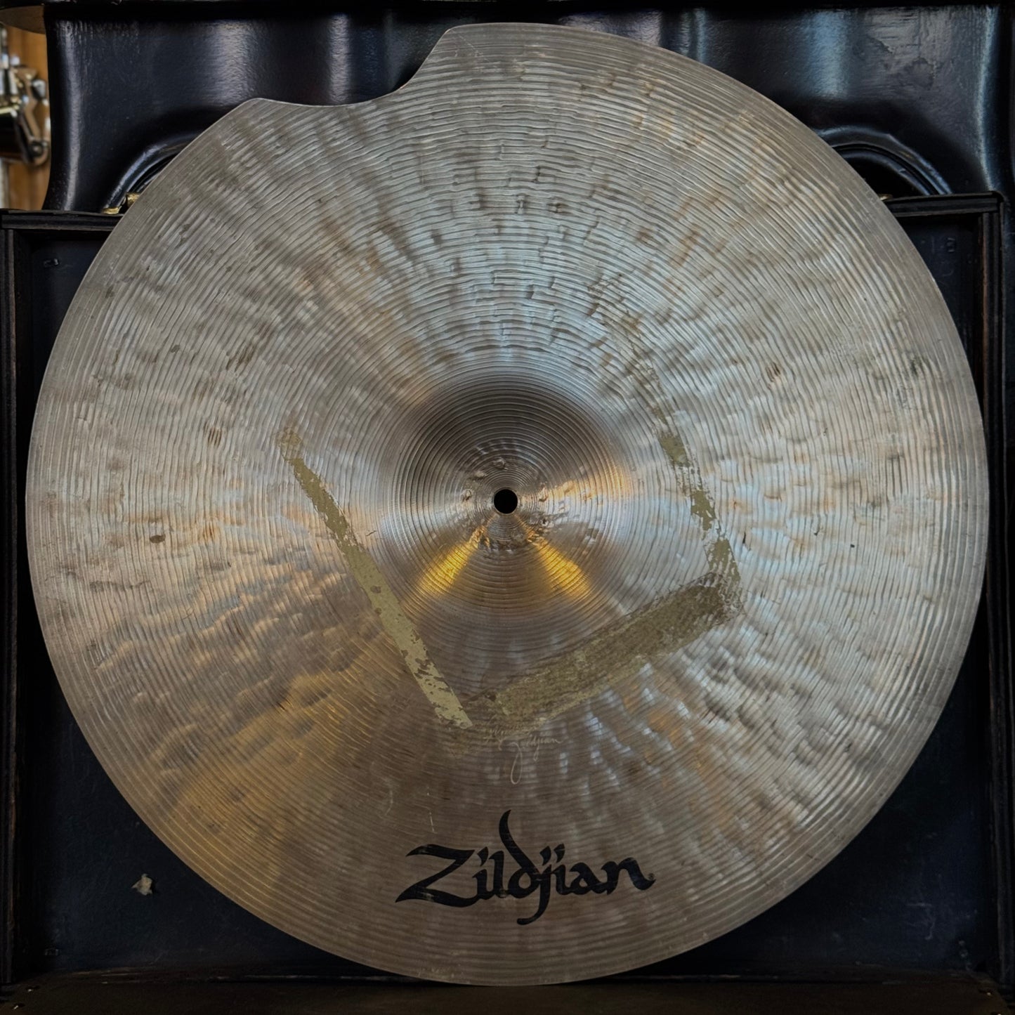 USED Zildjian 20" K Constantinople Medium Thin Low Ride (Repaired) - 1900g