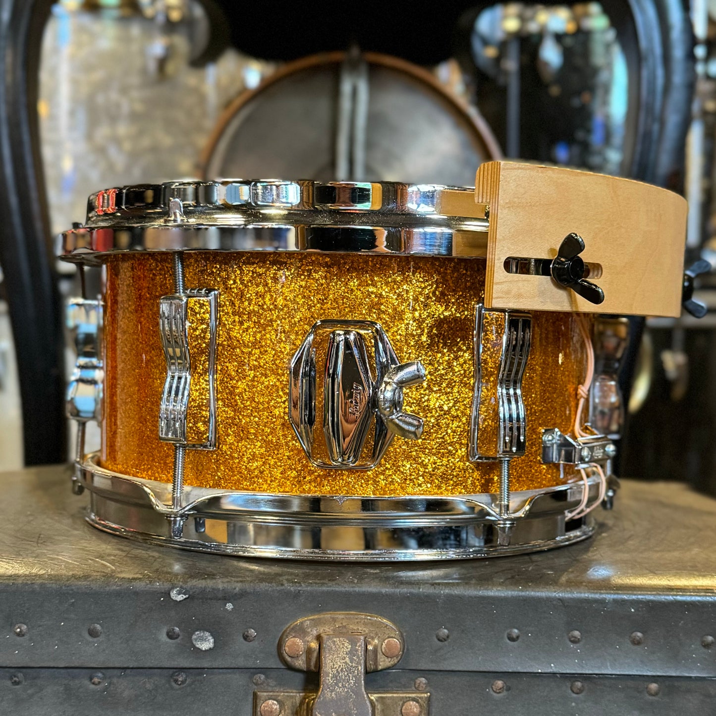 USED Eames 5x10" Snare Drum in Gold Sparkle