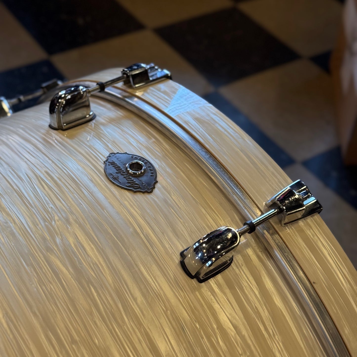 USED Tama Starclassic 18x22 Performer Series in White Silk