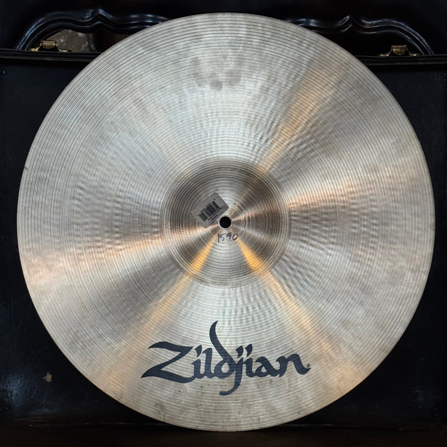 USED Zildjian 18" A. Zildjian Medium Thin Crash - 1590g