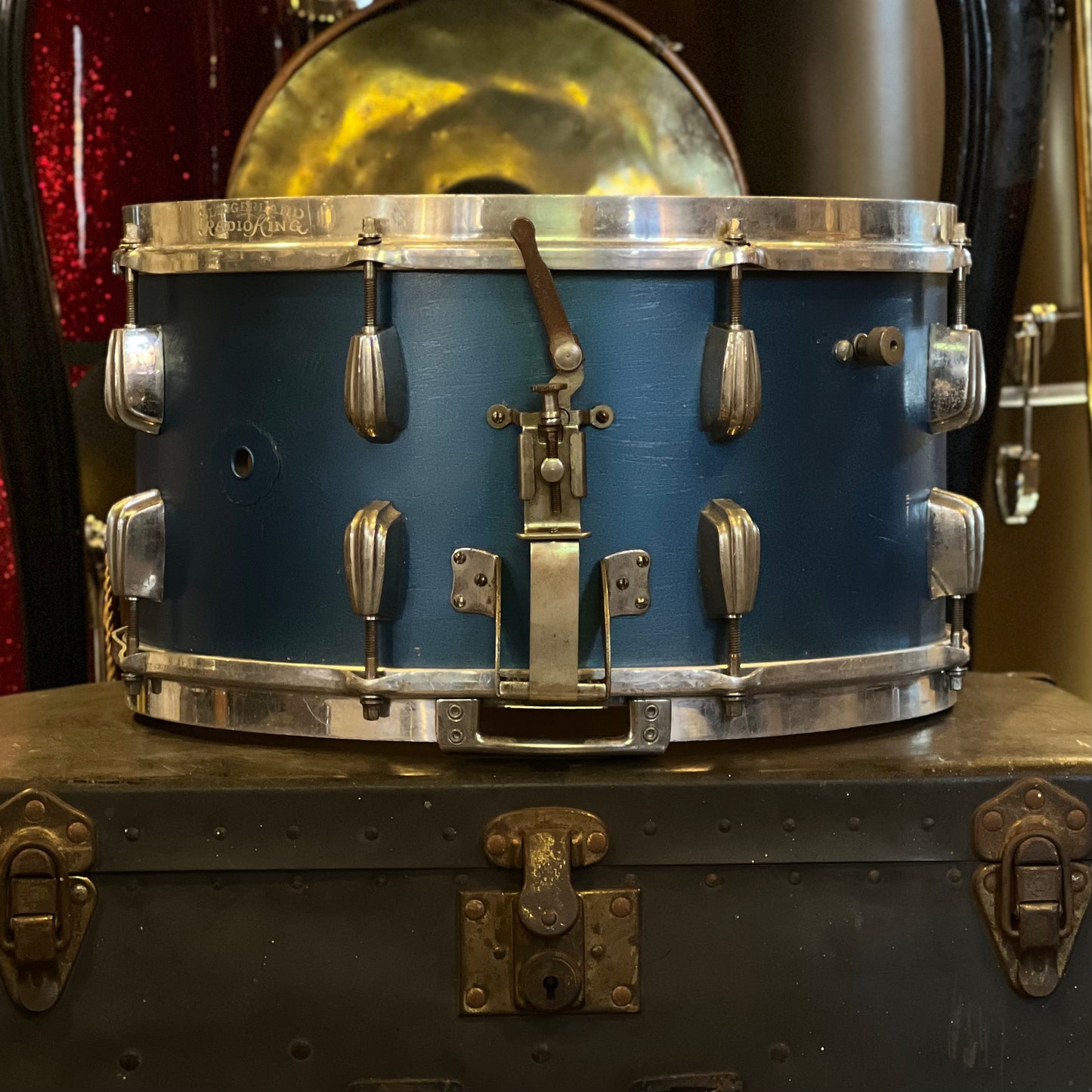 VINTAGE 1940's Slingerland 7.5x14 Cloud Badge Radio King Painted in Blue Matte with Aluminum Hoops