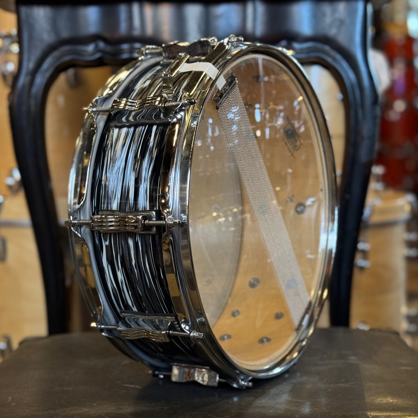 USED 1990's Ludwig 5.5x14 Monroe Badge Classic Snare Drum in Black Oyster