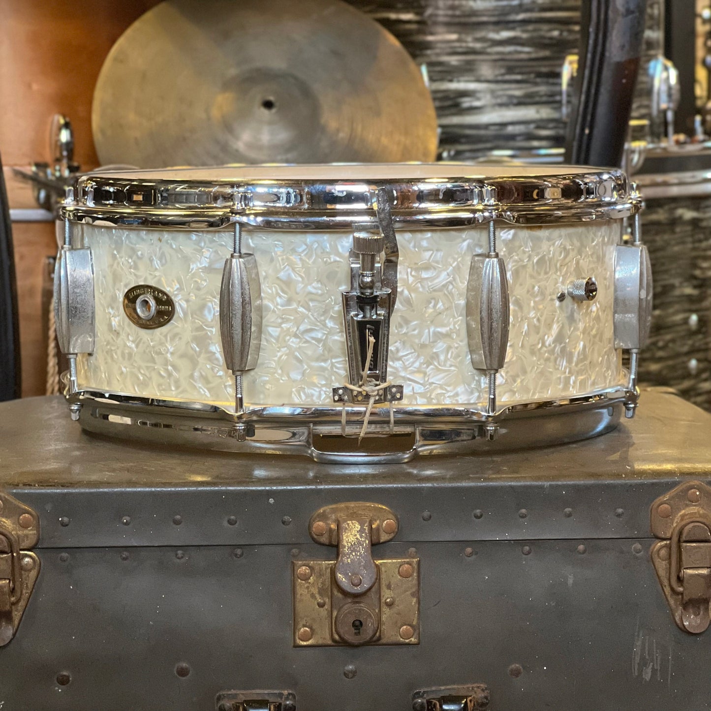 VINTAGE 1950's Slingerland 5.5x14 Players Radkio King Snare Drum in Rewrapped White Marine Pearl
