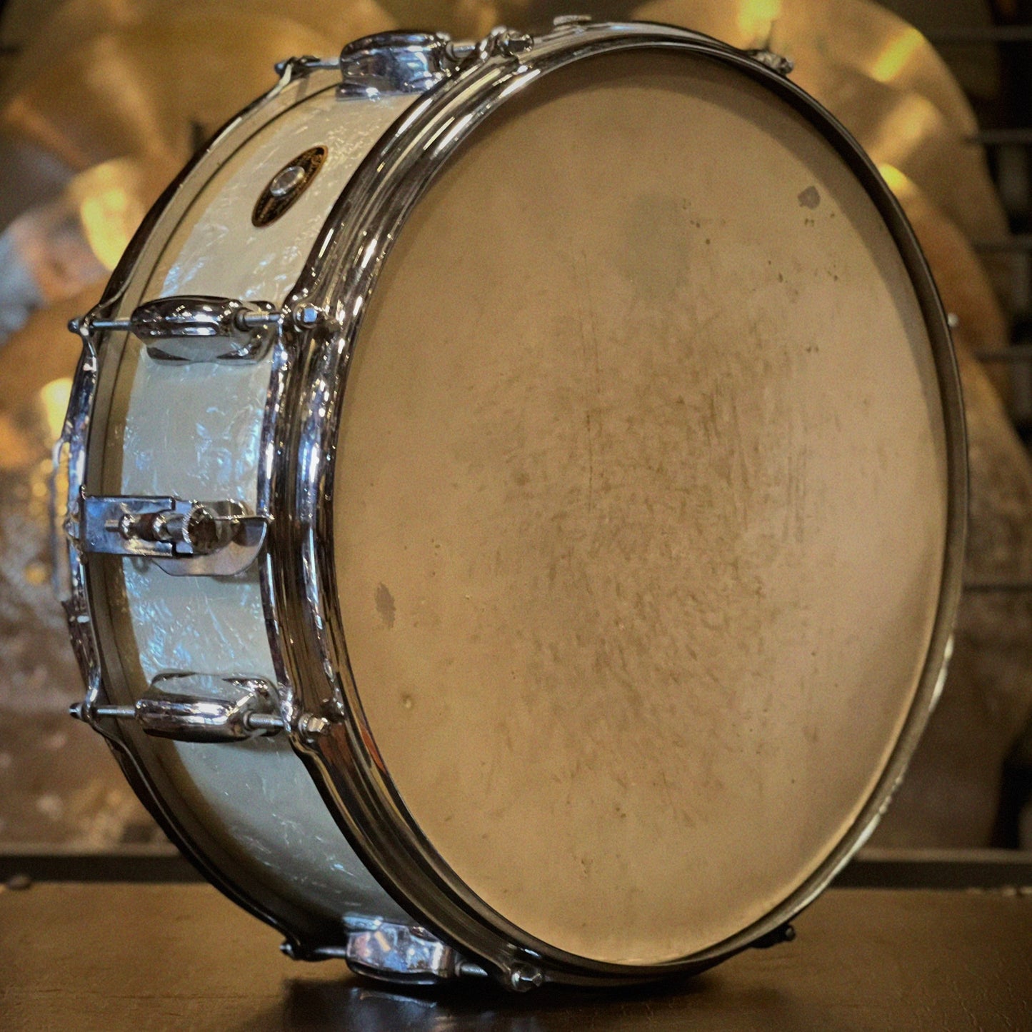 VINTAGE 1960's Slingerland 5.5x14 Hollywood Ace Snare Drum in White Marine Pearl
