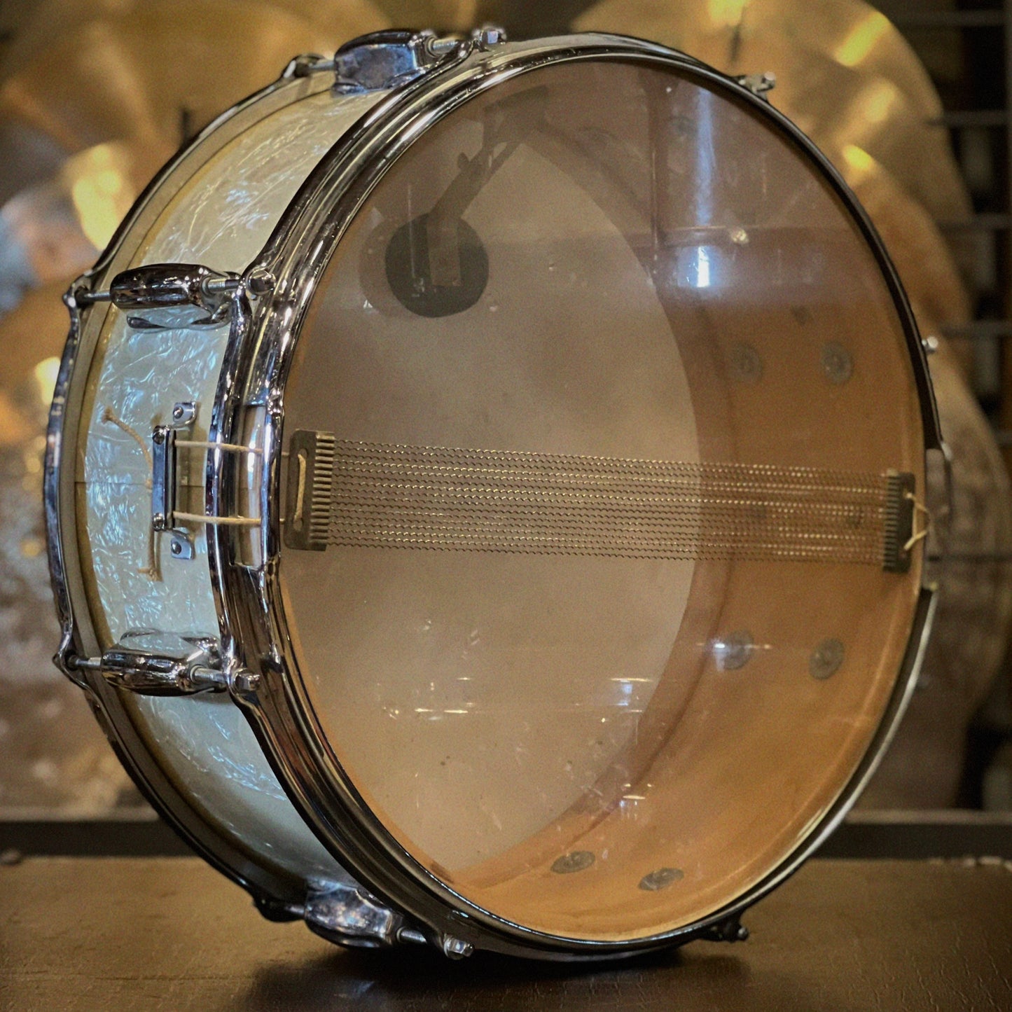 VINTAGE 1960's Slingerland 5.5x14 Hollywood Ace Snare Drum in White Marine Pearl