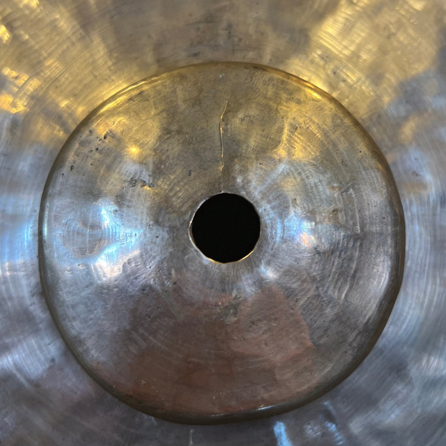 VINTAGE 1920's Trap Set Era 18" Chinese Cymbal w/ Rivets - 1502g