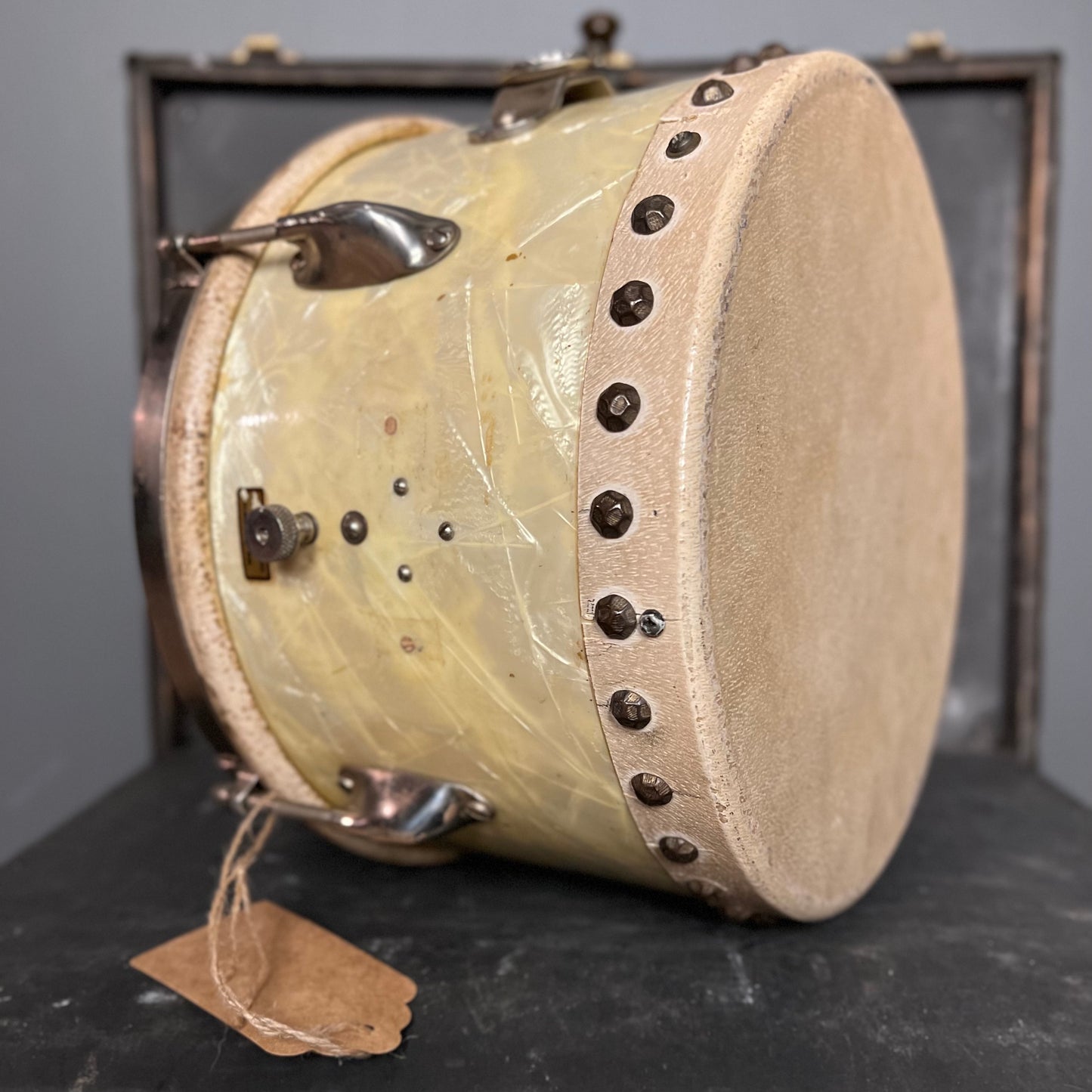 VINTAGE 1940's 7x11 WFL Zephyr Lug Tacked Tom in White Marine Pearl