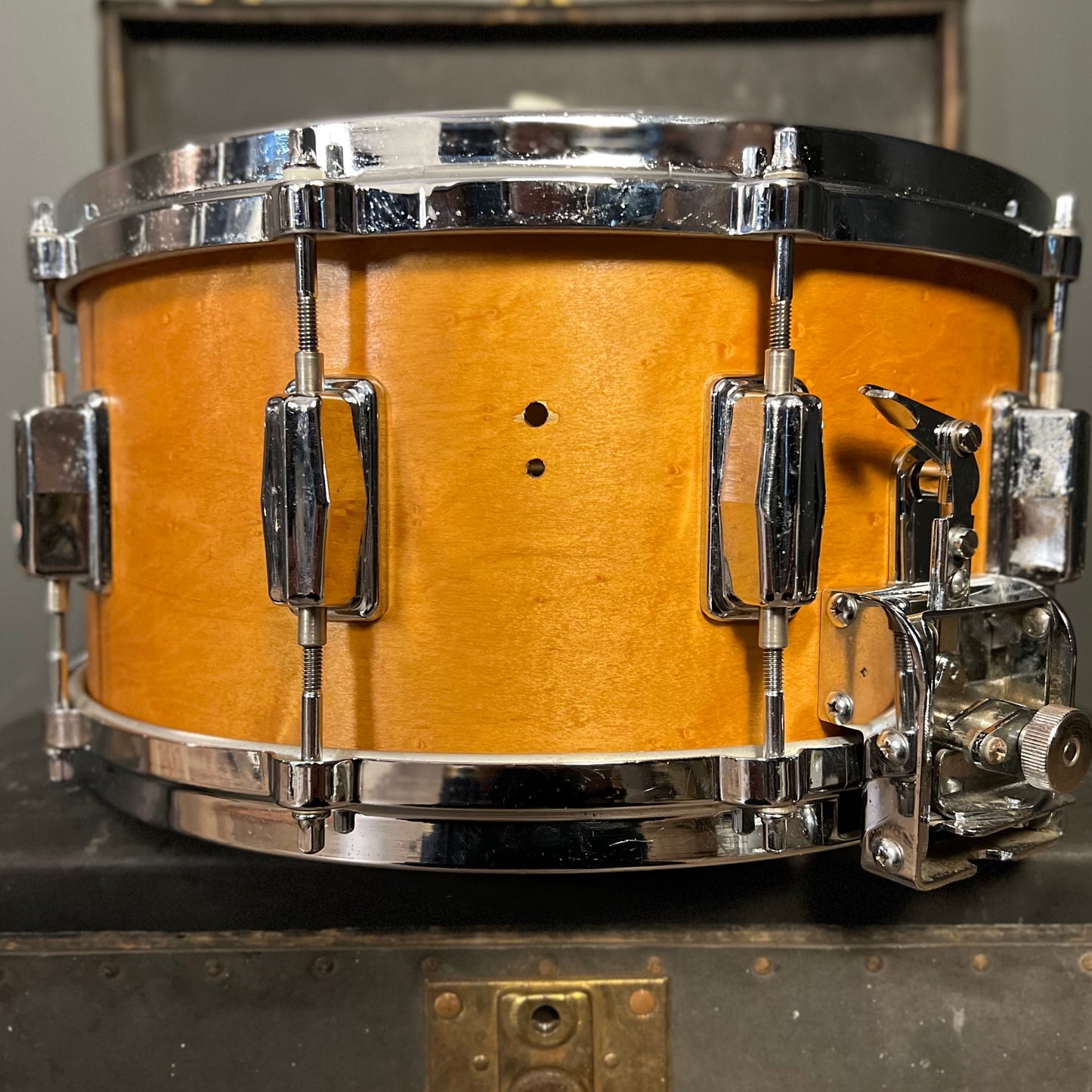 VINTAGE 1980s Pearl 6.5x14 Super Sensitive Style Snare Drum in Birdseye Maple Wrap