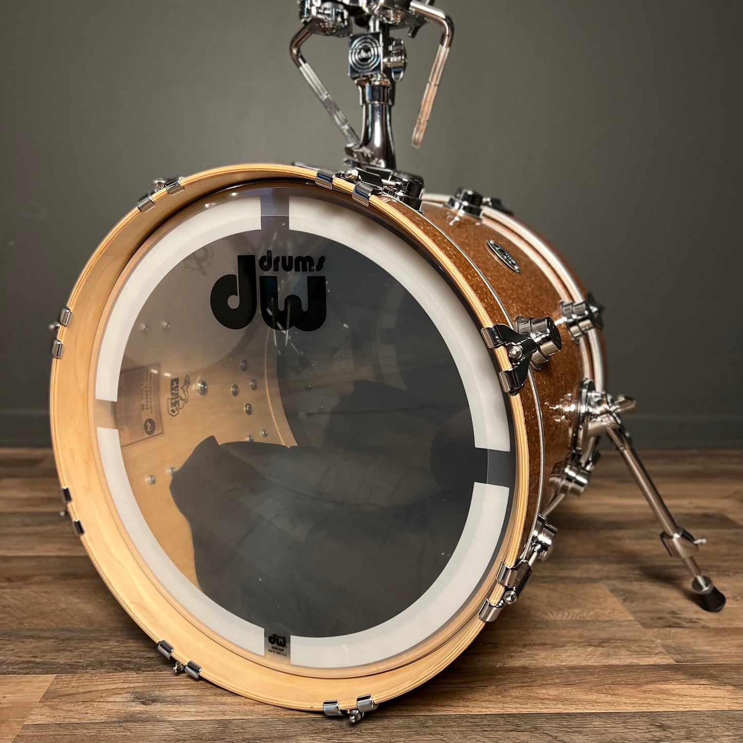 MINT DW Collector's Pure Maple 14x18 Bass Drum in Champagne Sparkle