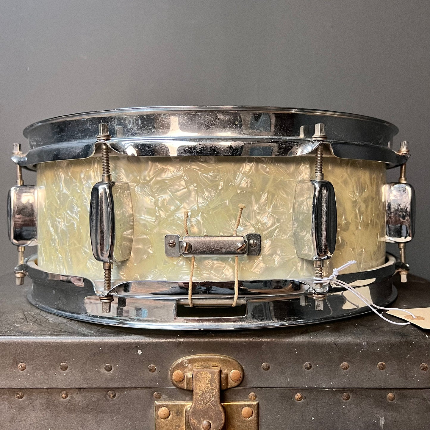 VINTAGE 1960's Rogers 5x14 Tower Snare Drum in White Marine Pearl
