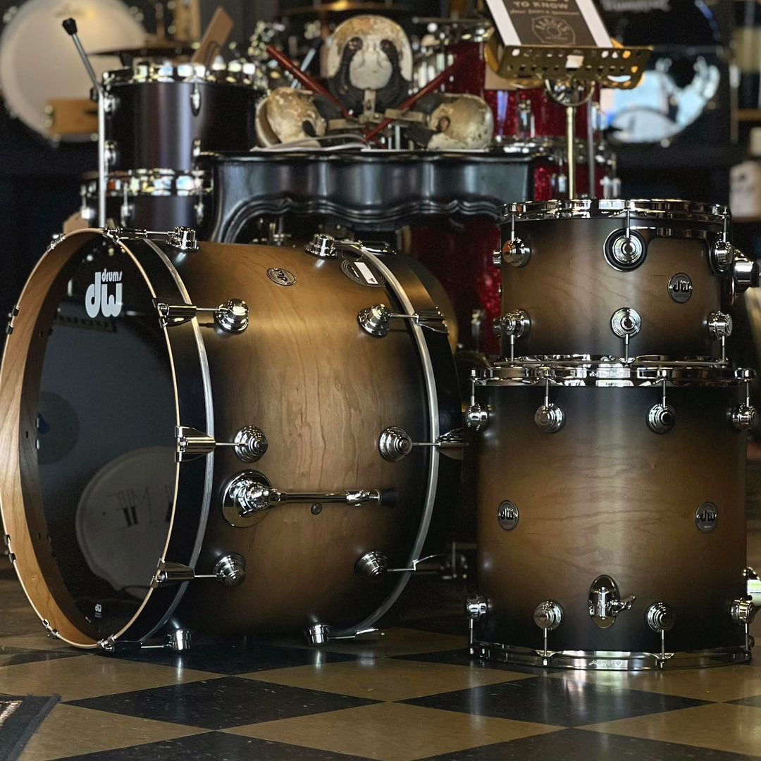 (Custom Order) DW Collectors Series Drum Set