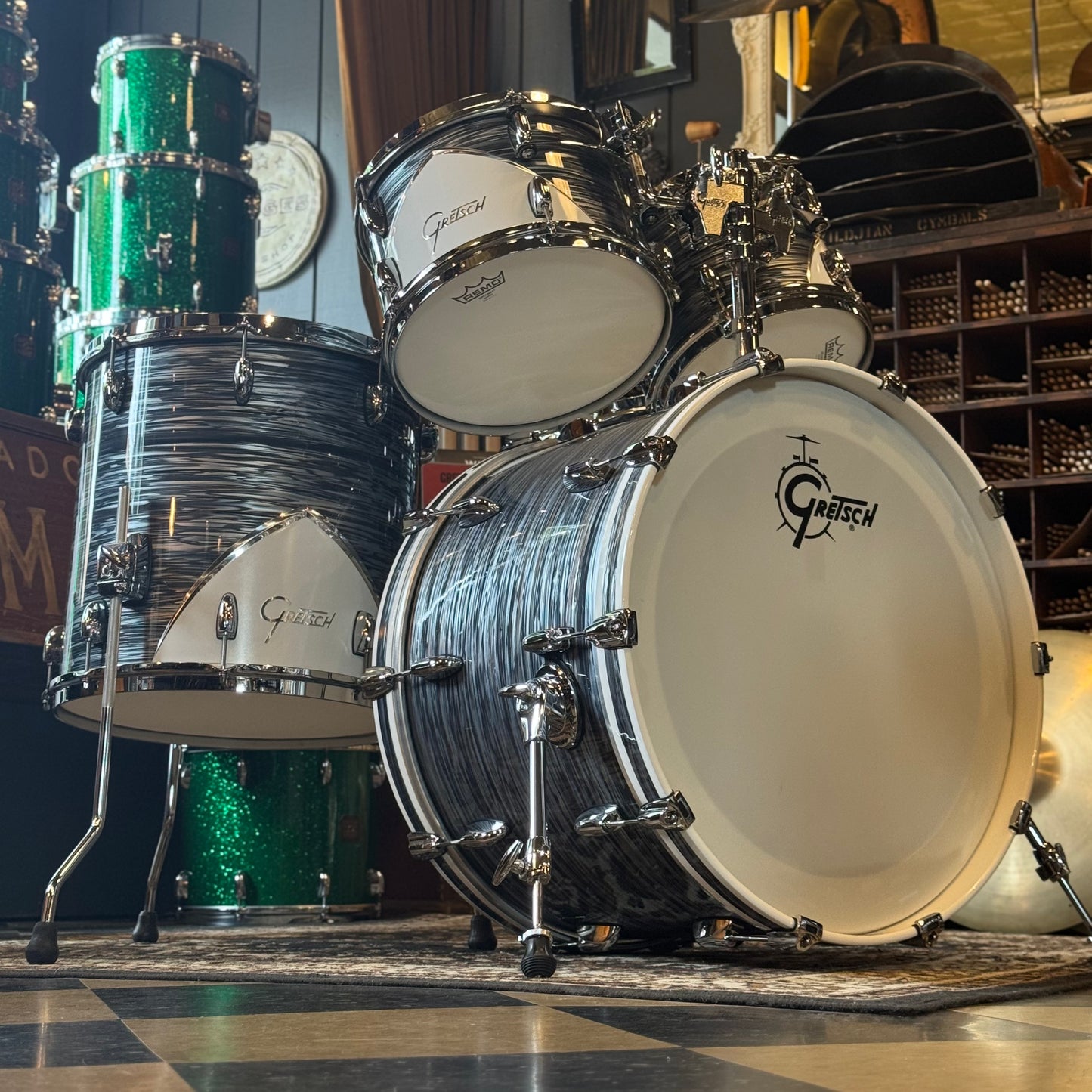 USED Gretsch Renown 57 in Silver Oyster Pearl - 14x22, 8x10, 8x12, 16x16, 6.5x14