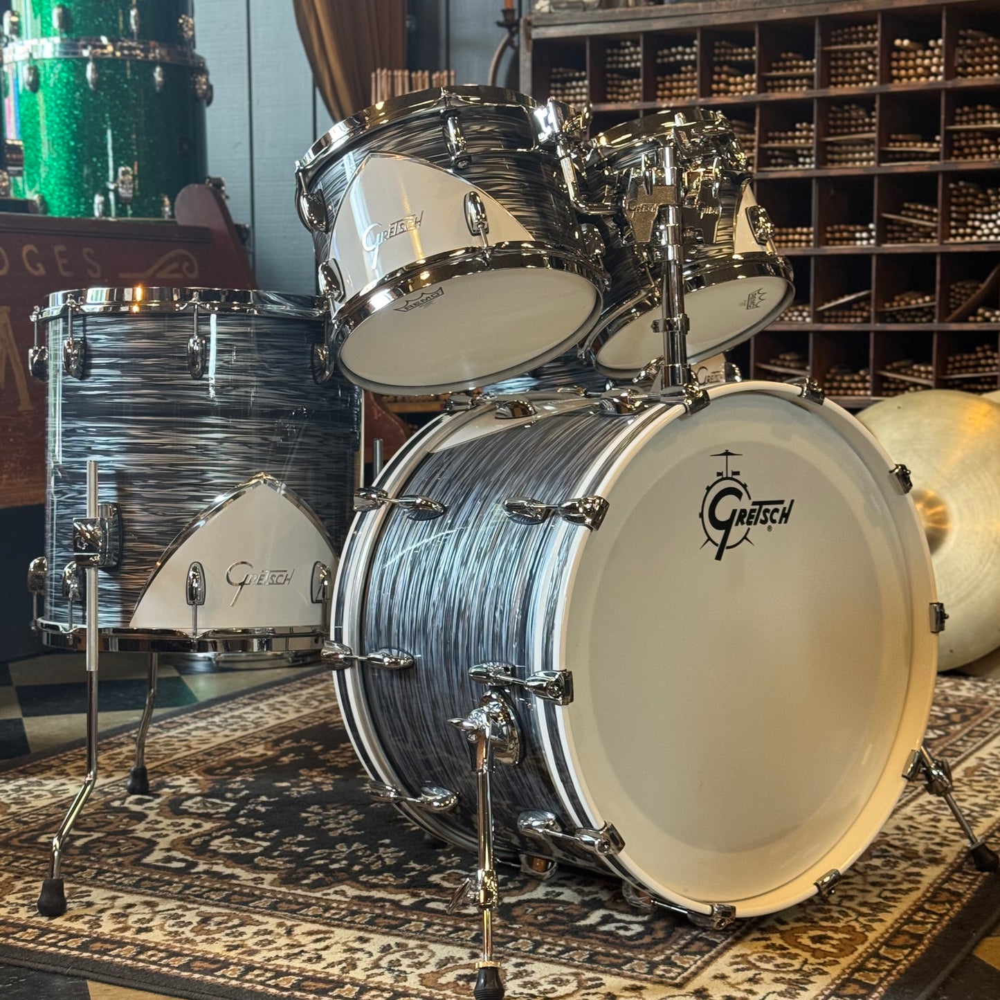 USED Gretsch Renown 57 in Silver Oyster Pearl - 14x22, 8x10, 8x12, 16x16, 6.5x14