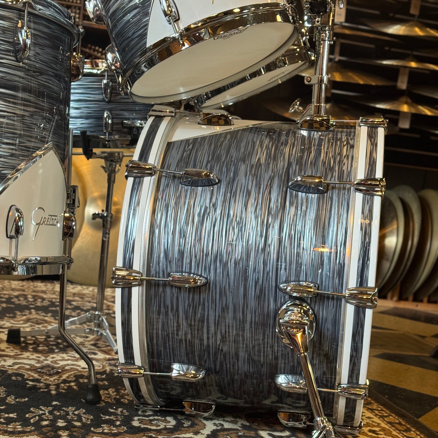 USED Gretsch Renown 57 in Silver Oyster Pearl - 14x22, 8x10, 8x12, 16x16, 6.5x14